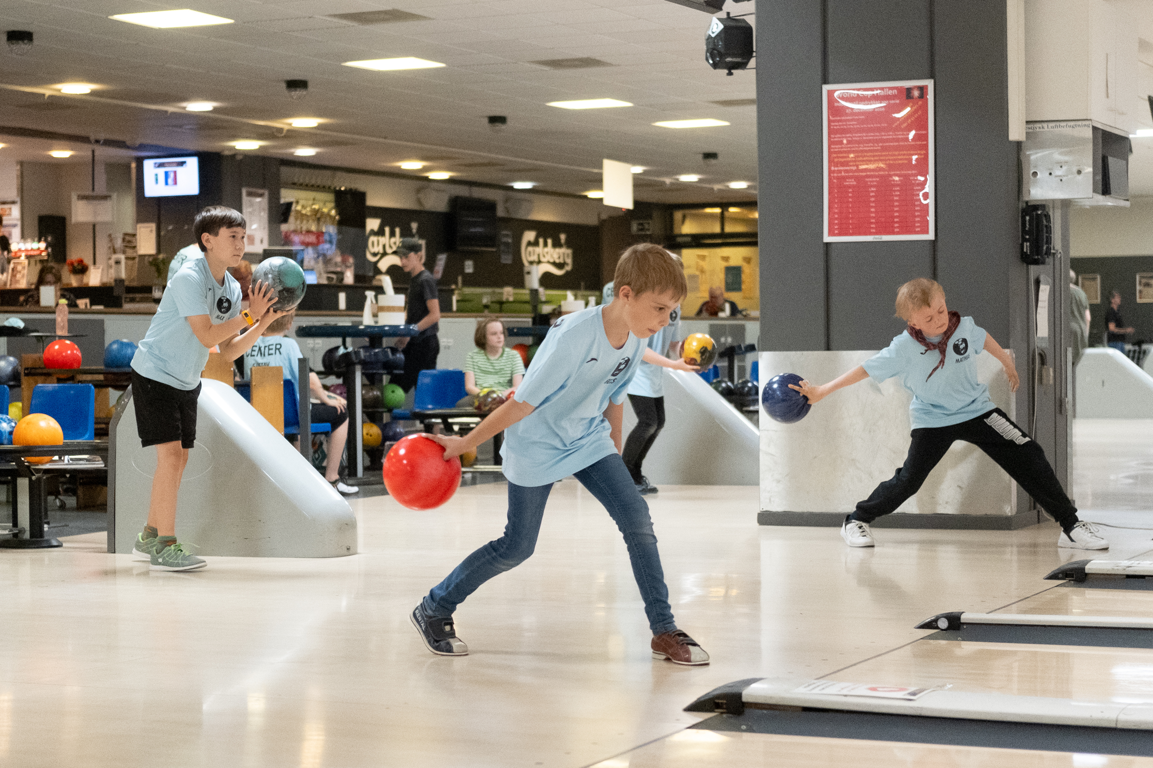 Der er en stærk tradition for bowling i byen, her fra en tidligere lejlighed i Rødovre Bowlinghal.