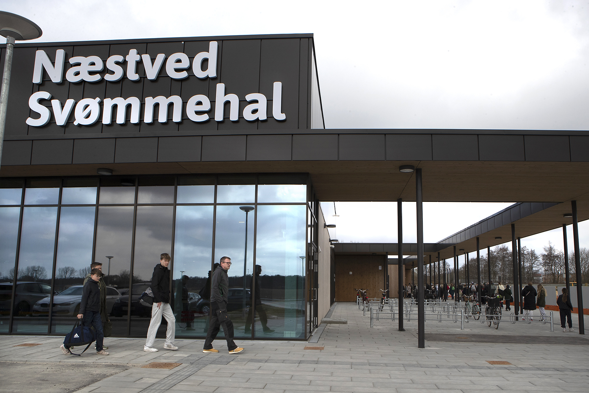 Ambitionerne for caféen rakte ud over de klassiske pommes frites og pølsemix. Cafeteriaets fremtid afhænger nu af politikerne i Næstved Byråd.