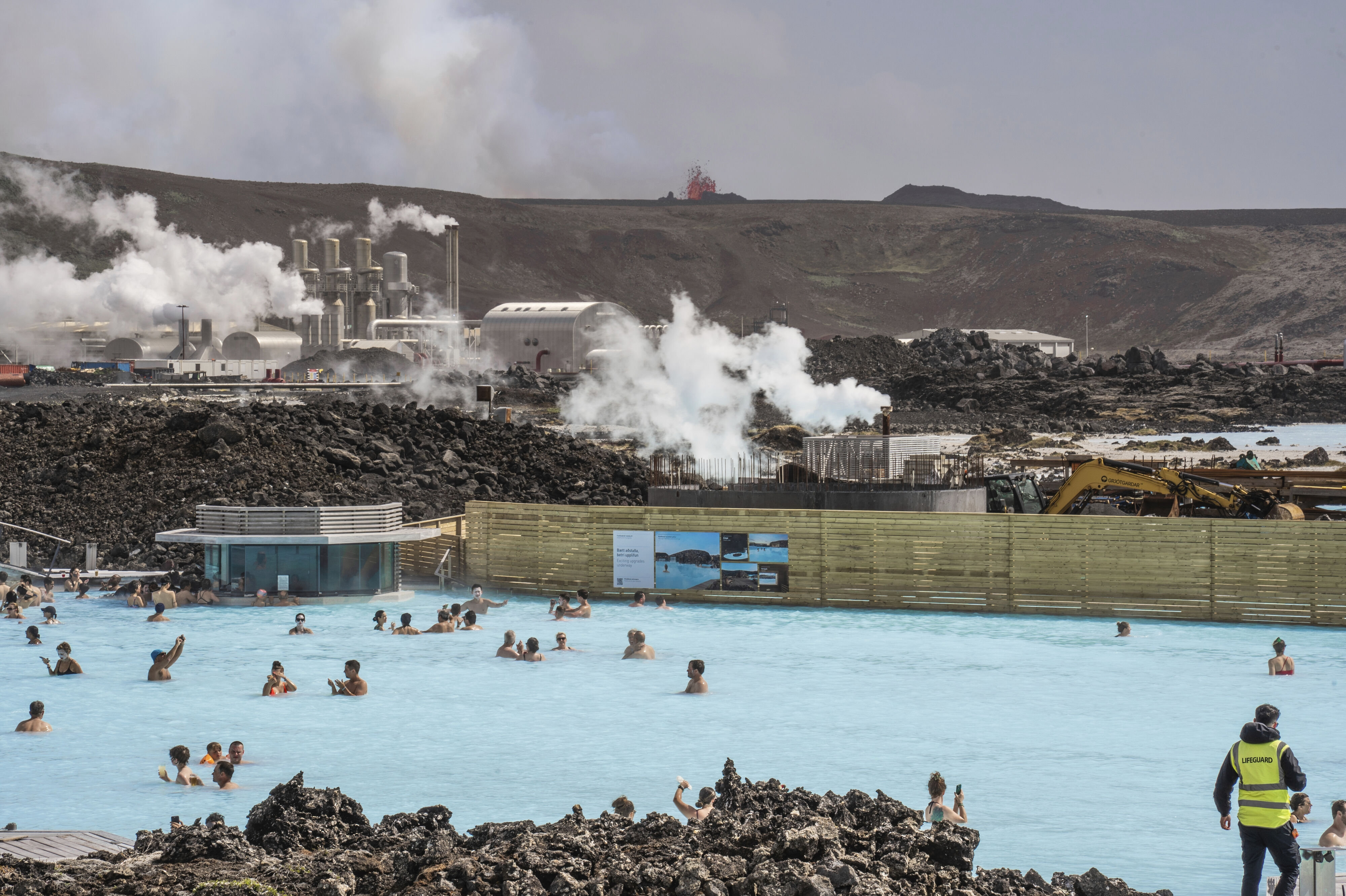 Byen Grindavik er blevet evakueret, og det samme gælder den store turistattraktion Den Blå Lagune. (Arkivfoto).