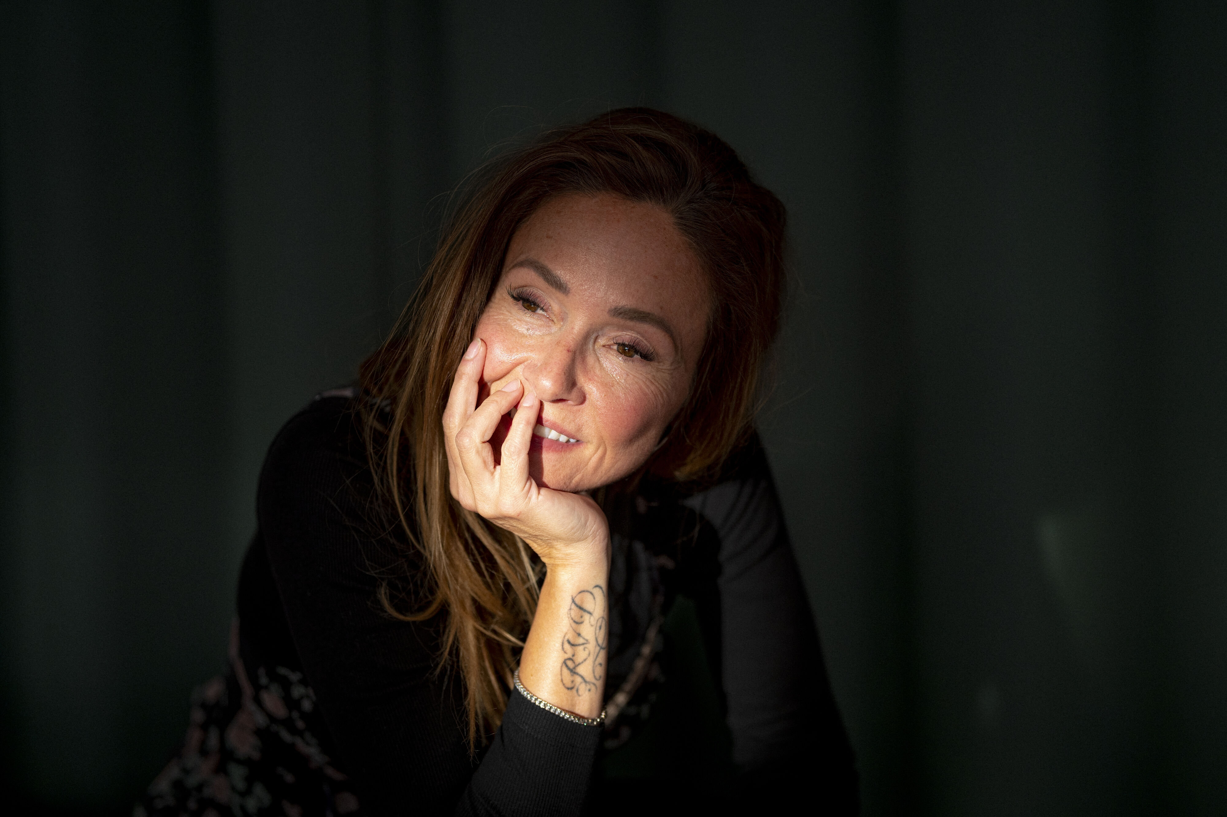 Sarah Zobel er datter af erhvervslederen og godsejeren Peter Zobel og oldebarn af Hermann Zobel, der var med til at grundlægge forsikringsselskabet Codan. Skræller man efternavnet væk, er hun 51 år, psykolog og mor til tre. (Arkivfoto).