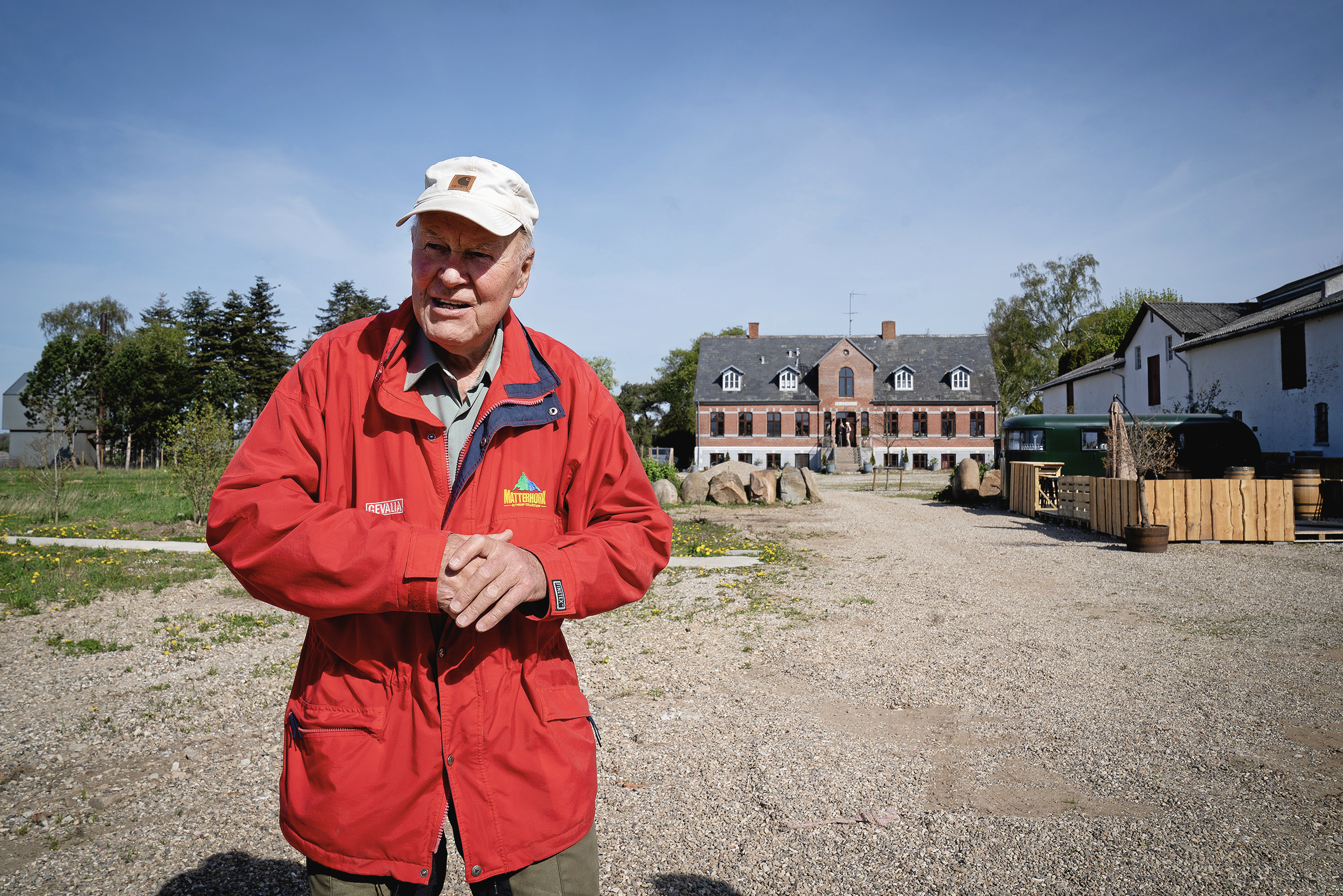 Jørn Føns Knudsen er centrum for en stor jordsag på hans gård Falkendal i Kagerup.