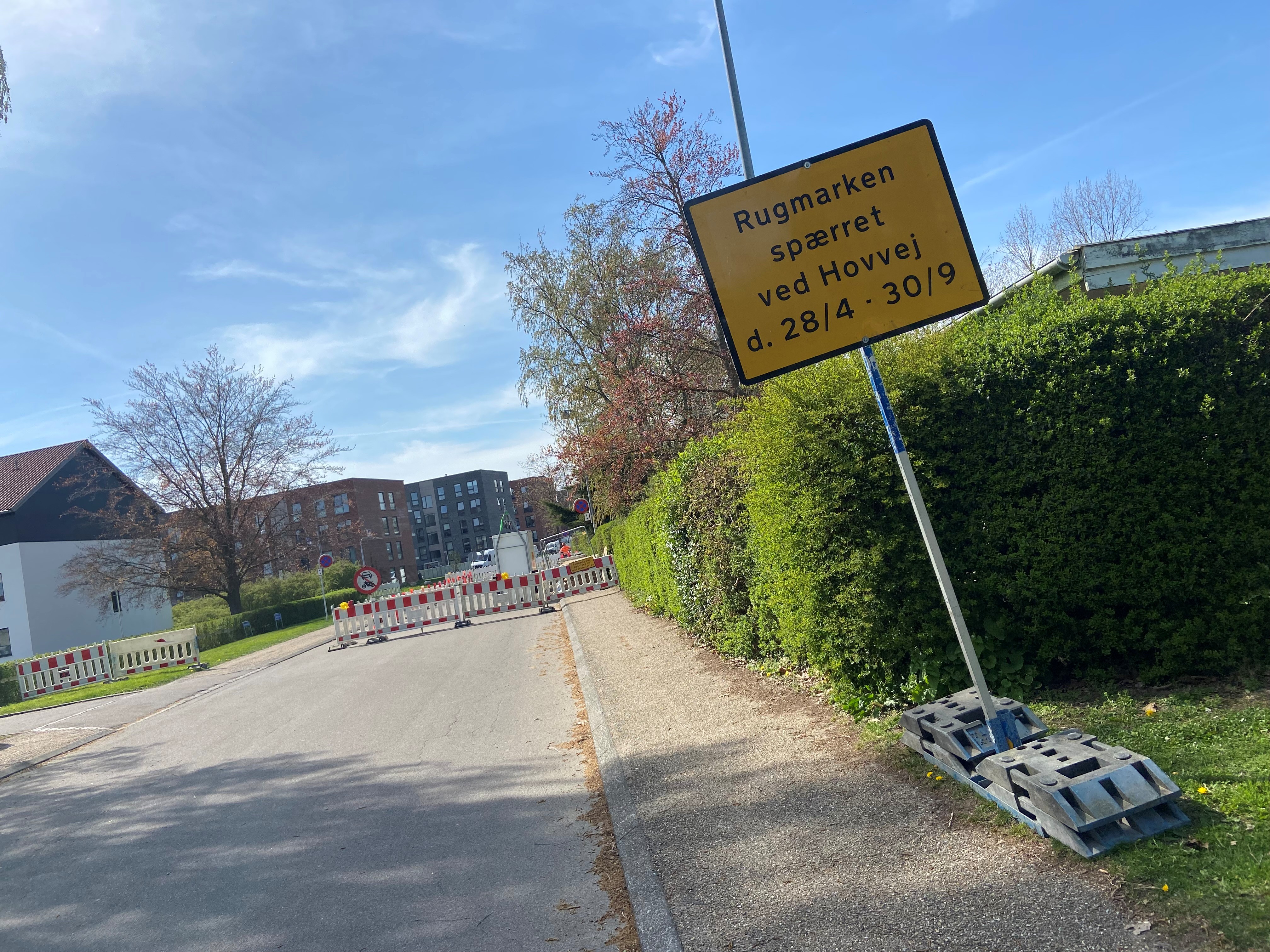 Espergærde vokser kraftig med trafikproblemer som konsekvens. Men politikere og forvaltning taler mest om Helsingør by, mener læser.