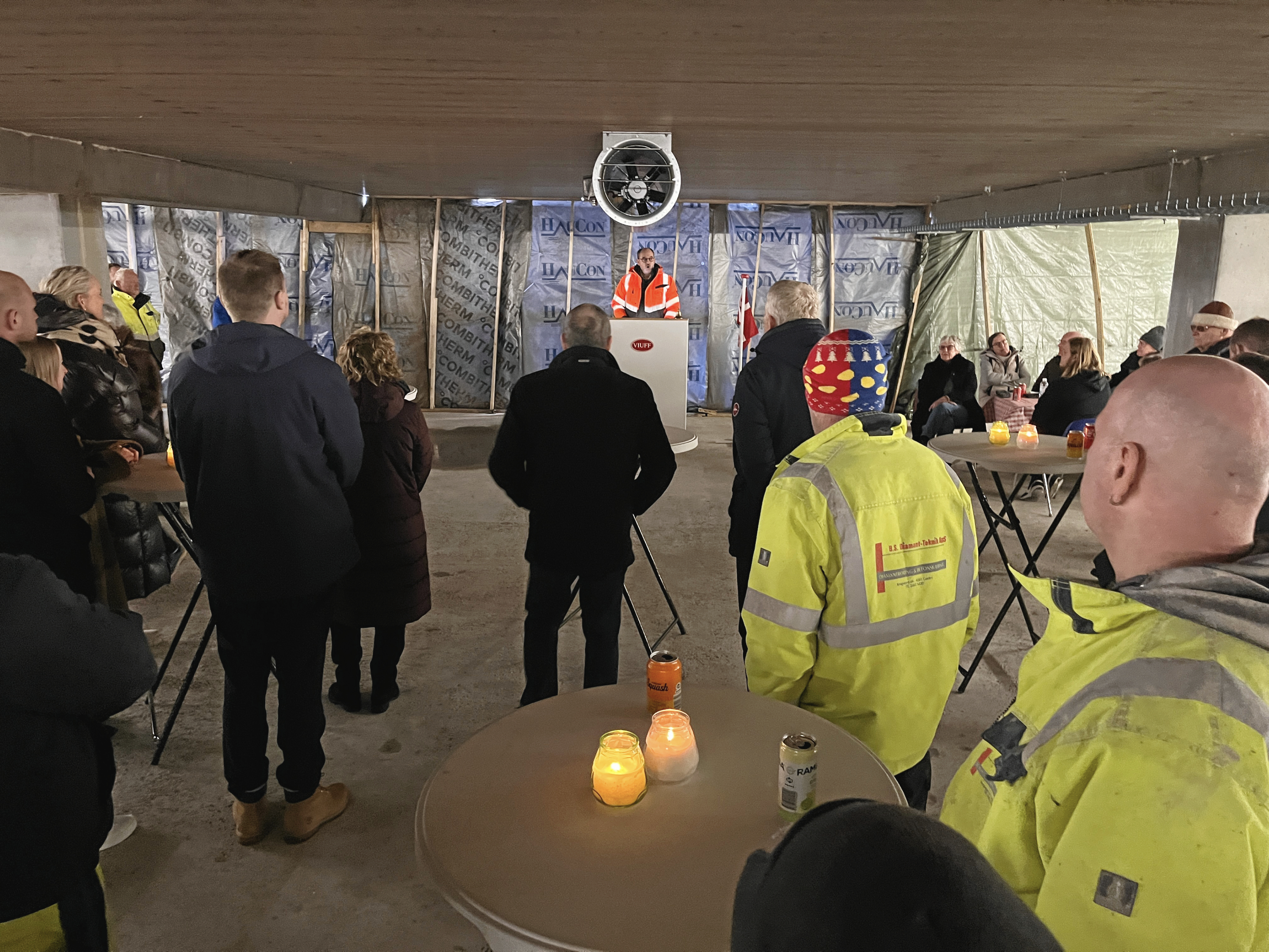 Entreprenør og byrådsmedlem (C) i Frederikssund Kommune Niels Martin Viuff står bag opførelsen af flere store lejlighedskomplekser i byen. Der er ingen sikringsrum under, men noget peger i retning af, at det meget vel kan blive en realitet i fremtidens byggerier.
