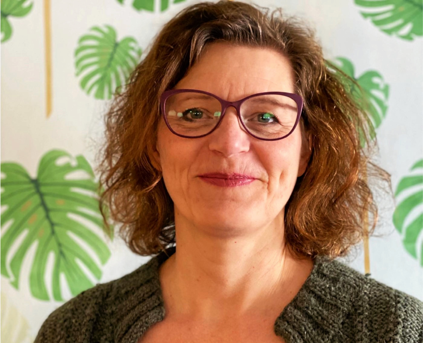 - Vi er helt enormt stolte over at være nominerede, og glæder os meget til at høre begrundelsen, men vi tager det som et tegn på, at vores teater og vores arbejde er vedkommende, aktuelt og interessant, siger teaterleder Karen Nielsen.