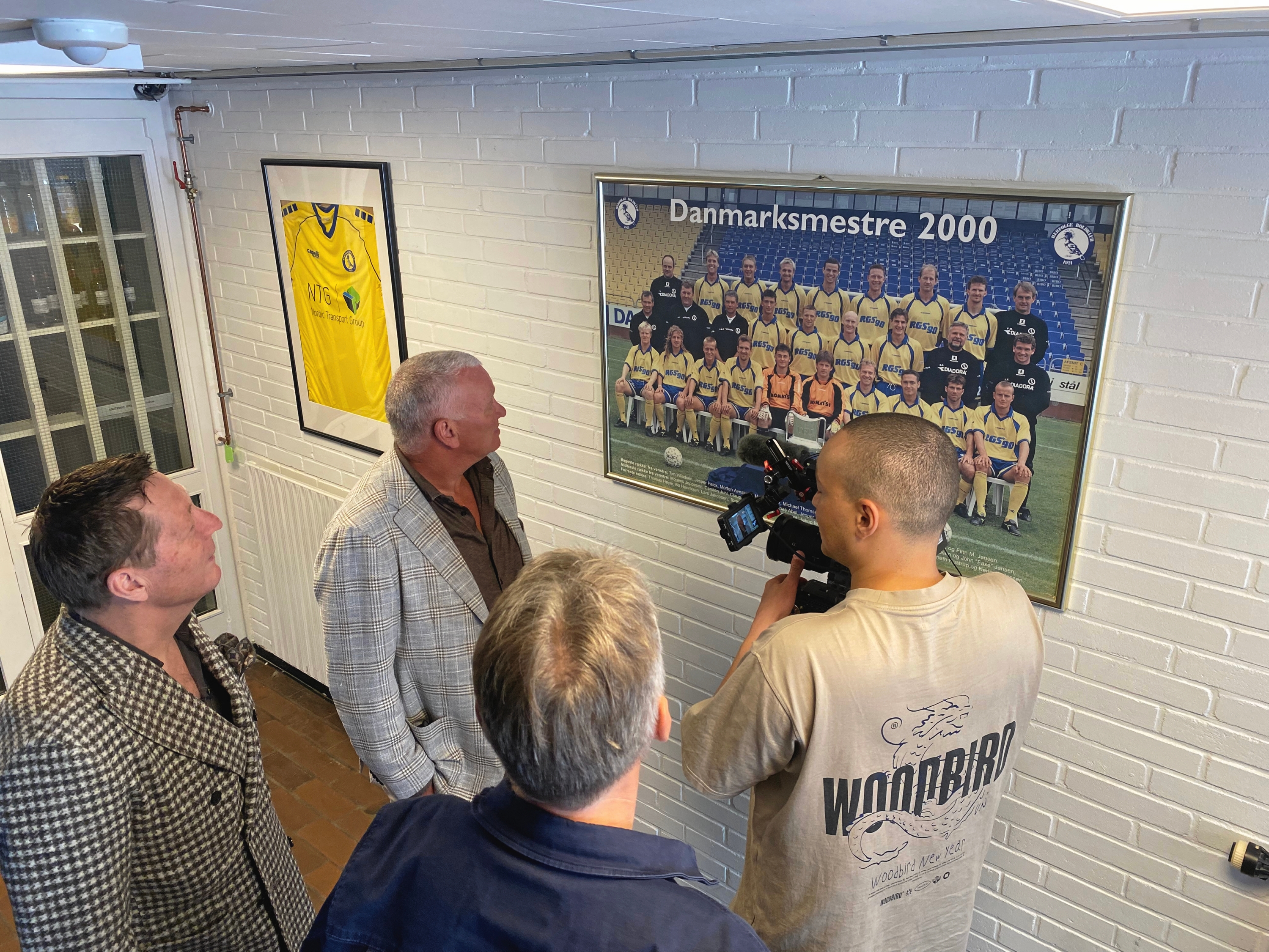 Herfølgeholdet spillede givetvis ikke det mest polerede fodbold i Danmarkshistorien, men kæmpe, knokle og arbejde stenhårdt for klubben kunne de i den grad. - Herfølge Boldklub Herfølgeholdet spillede givetvis ikke det mest polerede fodbold i Danmarkshistorien, men kæmpe, knokle og arbejde stenhårdt for klubben kunne de i den grad.