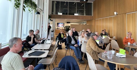 Koncentrationen var dyb og spørgsmålene mange ved årets første informationsmøde om varmekilder udenfor fjernvarmeområder.