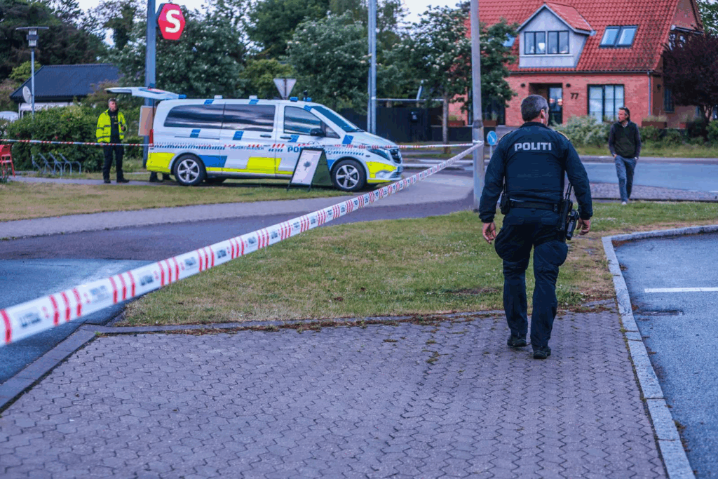 Politi i større antal rykkede ud til stedet efter melding om muligt forsøg på kidnapning af en mand på åben gade.