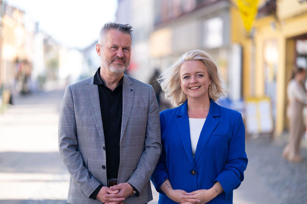 Michael Tøgersen og Chelle Lilly Albøge (LA).
