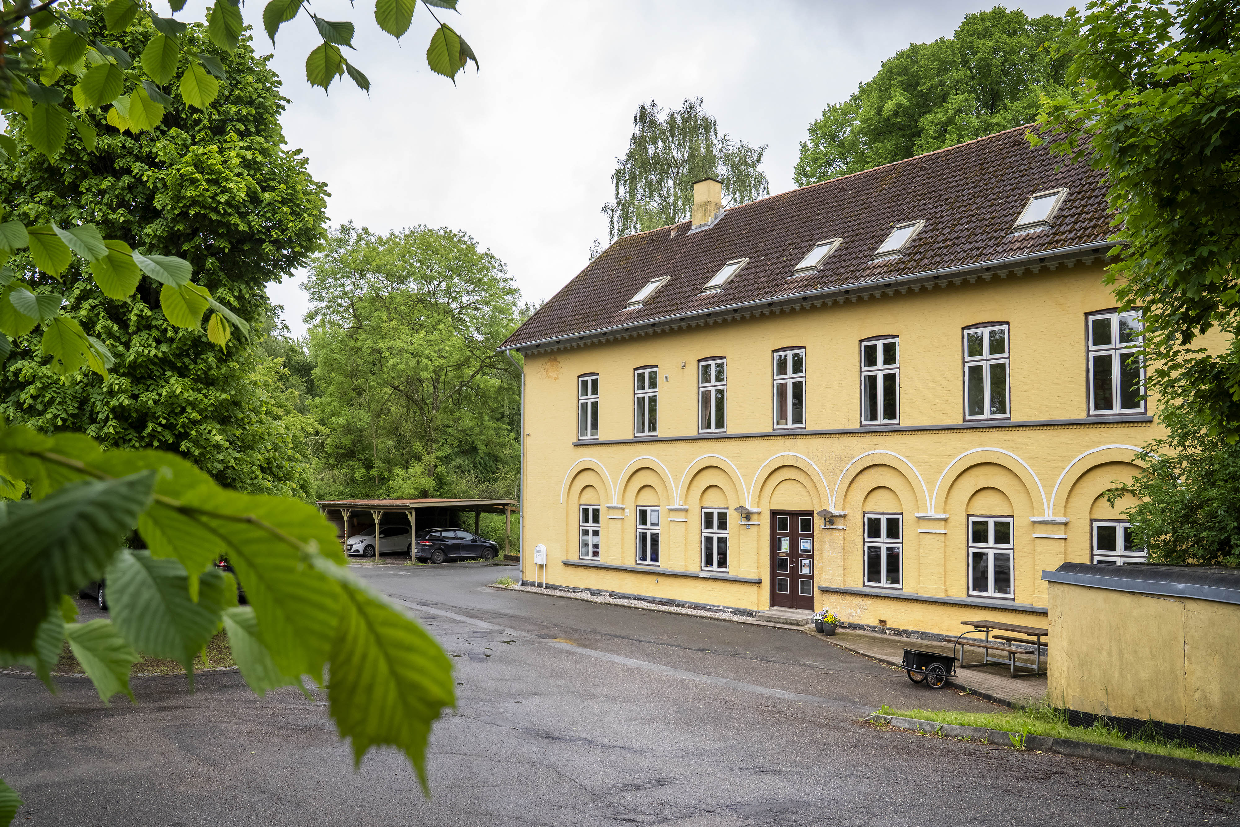 Nebs Møllegård er et af de knap 20 steder en nu 13-årig dreng blev anbragt efter en kommunal tvangsfjernelse, der stadig er genstand for stor harme.