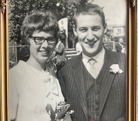 Inge og Ole Køj blev gift på Grundlovsdag for 60 år siden.