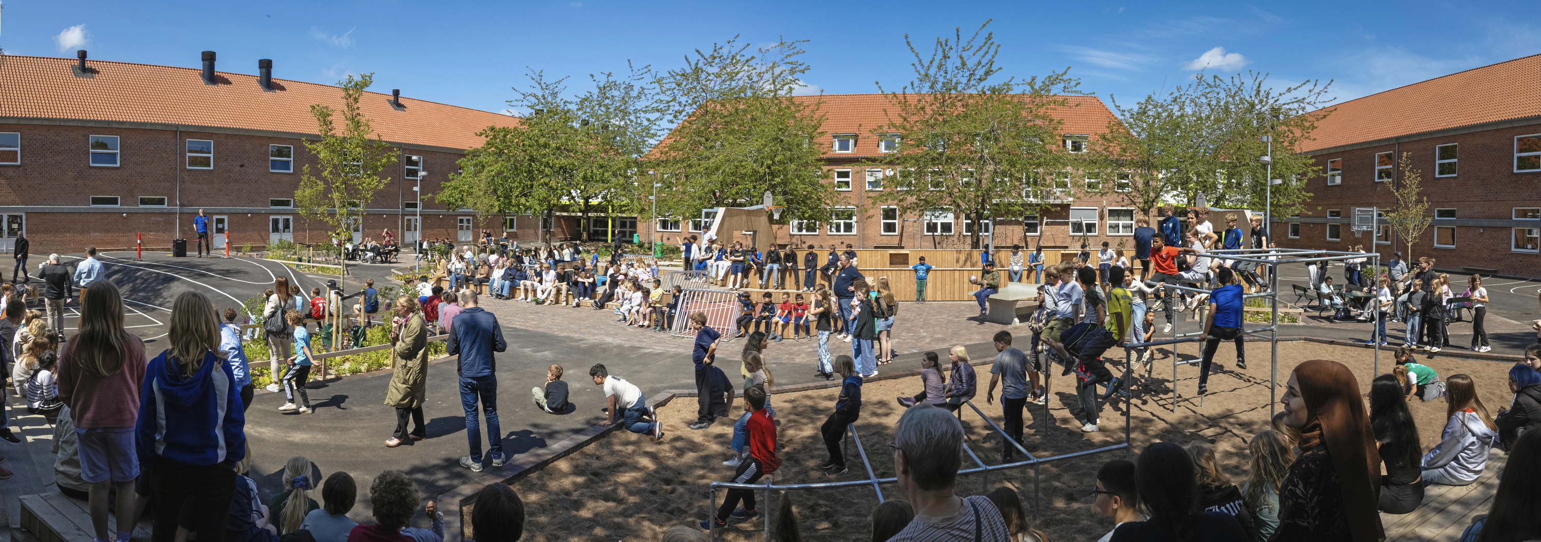 Lokallisten vil frisætte skolerne.