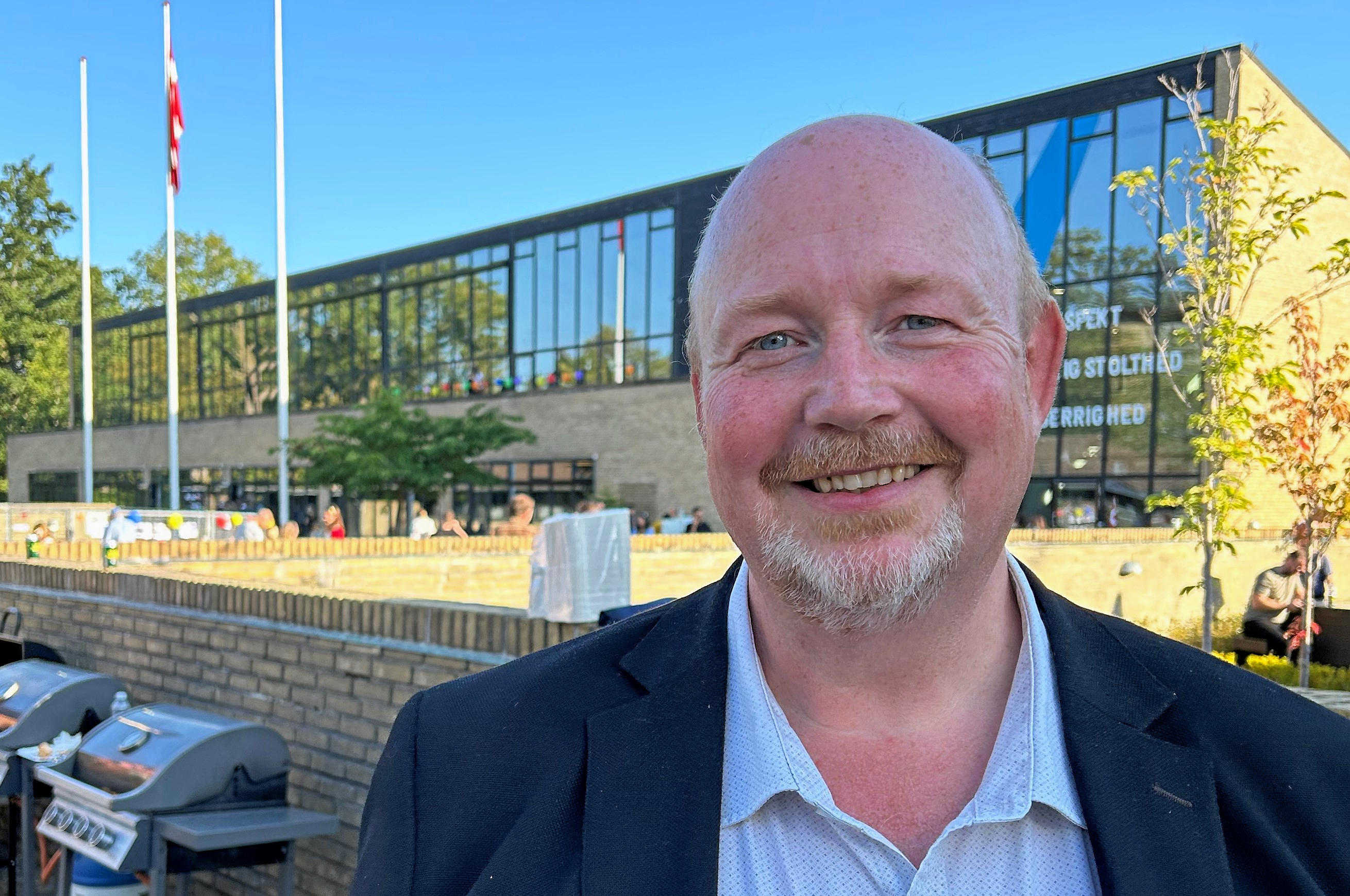 Skoleleder Jens Peter Fisker glæder sig til at Atheneskolen åbner i Lyngby.