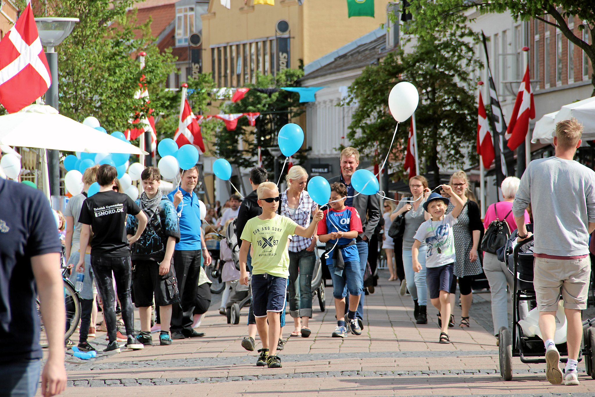 Der er blandt andet længe åbent i butikkerne i Hillerød fredag til Hillerød Slotssø Byfest.