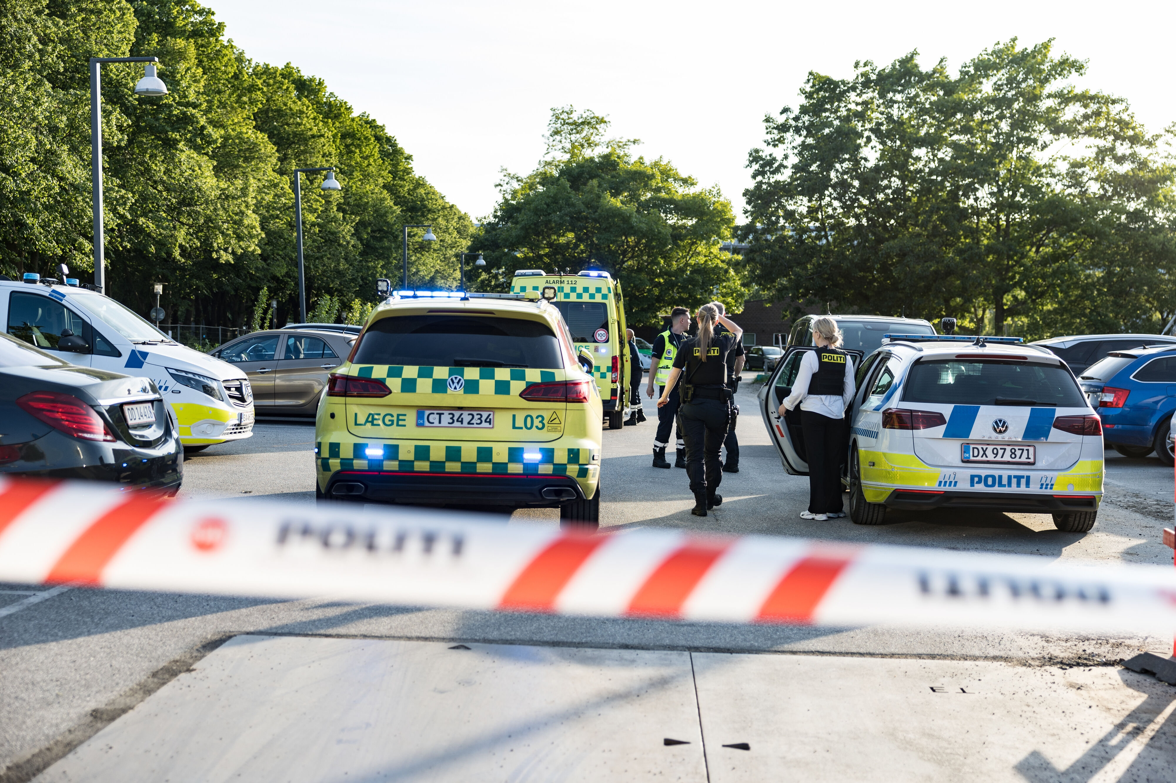 En 19-årig mand blev fredag aften på Gunnekær i Rødovre stukket med kniv - politiet har anholdt en 16-årig dreng, som stilles for en dommer lørdag.