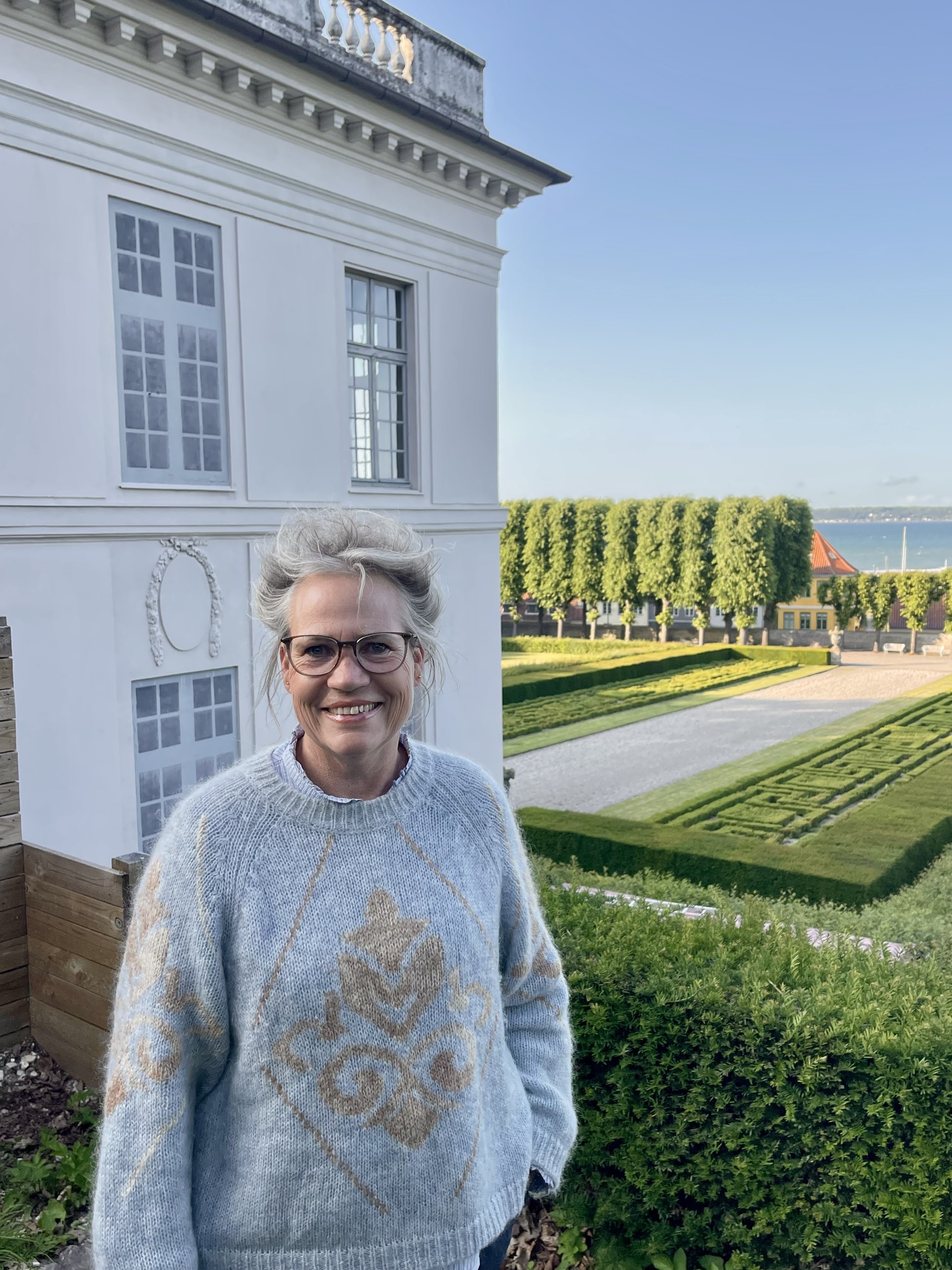 Lene Lissau har bestridt flere lederjob i Helsingør-området, og nu står hun i spidsen for den socialøkonomiske virksomhed, som skal genskabe Marienlyst Slots storhed.