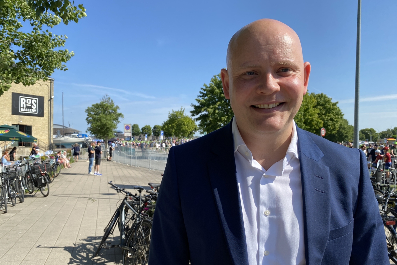 Kulturminister Jakob Engel-Schmidt (M) er valgt i Nordsjælland, flyttede valgkreds til Sjælland og nu videre til København. - Lars Ahn Pedersen Kulturminister Jakob Engel-Schmidt (M) er valgt i Nordsjælland, flyttede valgkreds til Sjælland og nu videre til København.