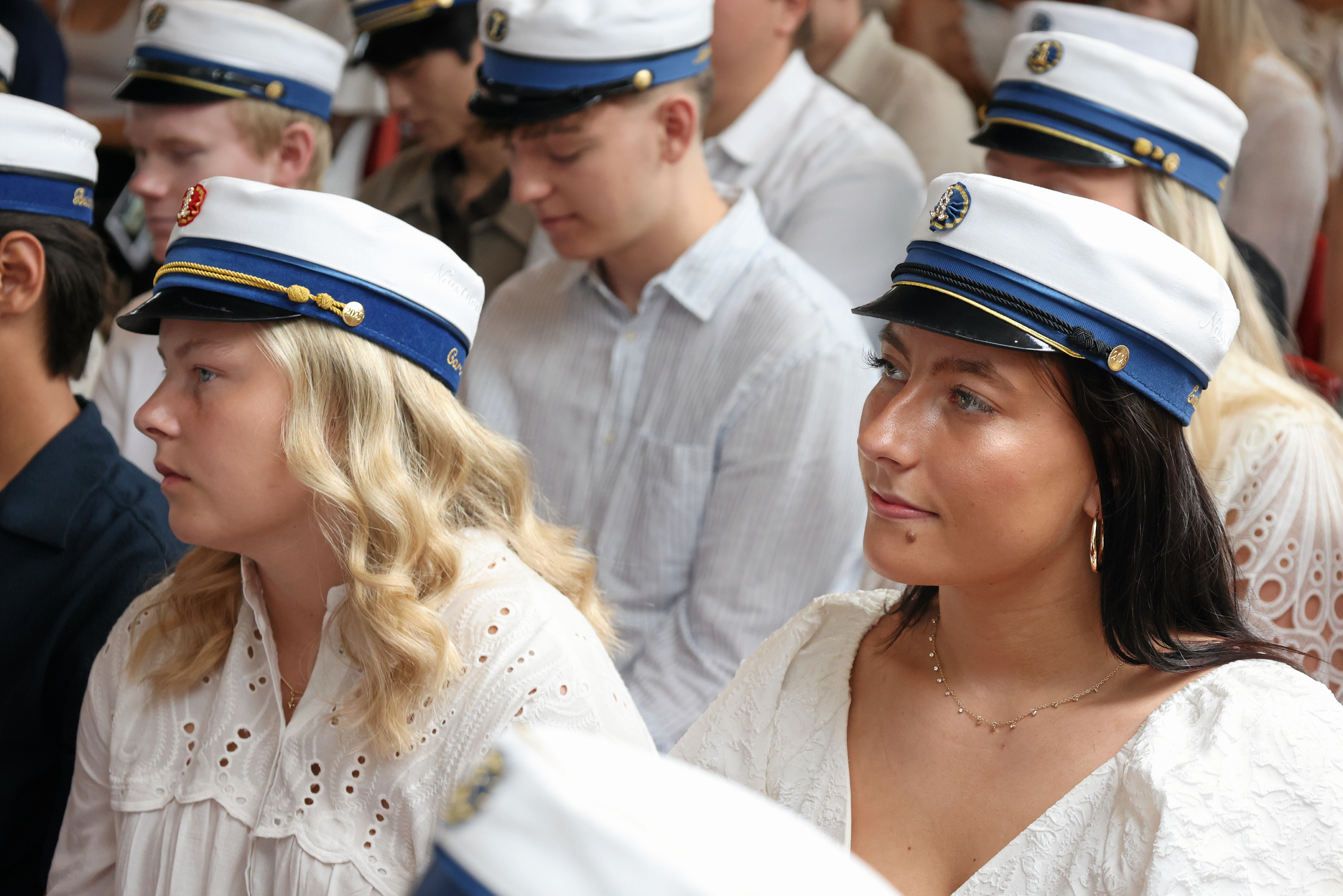 De nye studenter fra HHX blev lørdag fejret med årets dimission.