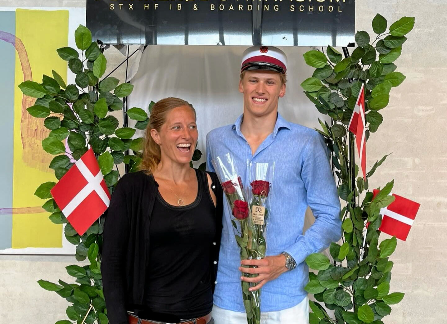 - Jeg har da været lidt misundelig på den frihed, de andre har haft det sidste år. Det har været et år med lidt blandede følelser, men nu en stor lettelse over nu at være helt færdig, siger Sebastian Sand Gottlieb.