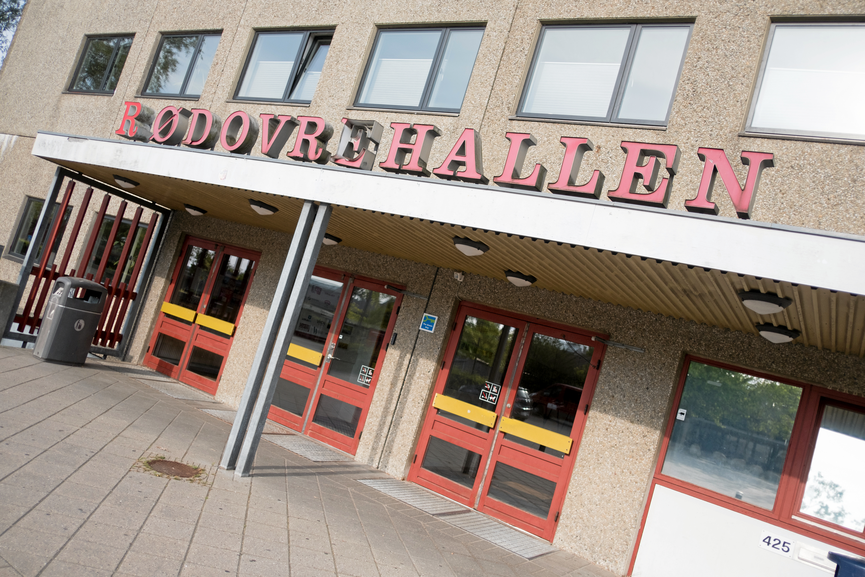 Sundhedsfællesskabets idrætsdag i Rødovre Hallen giver psykisk sårbare voksne mulighed for at prøve forskellige aktiviteter og møde nye mennesker.