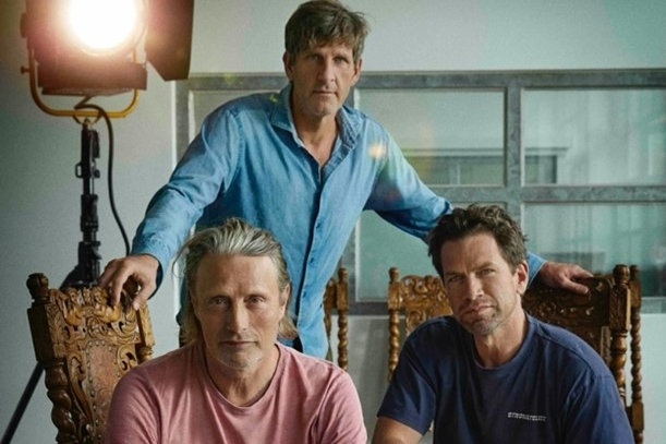 "Den sidste viking" er Anders Thomas Jensens sjette film som instruktør, og det er samtidig sjette gang, at han har arbejdet sammen med Mads Mikkelsen og Nikolaj Lie Kaas. (PR-foto).