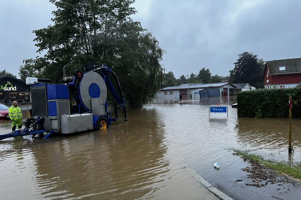 og-s-satte-regnen-ind-sj-llandske-nyheder