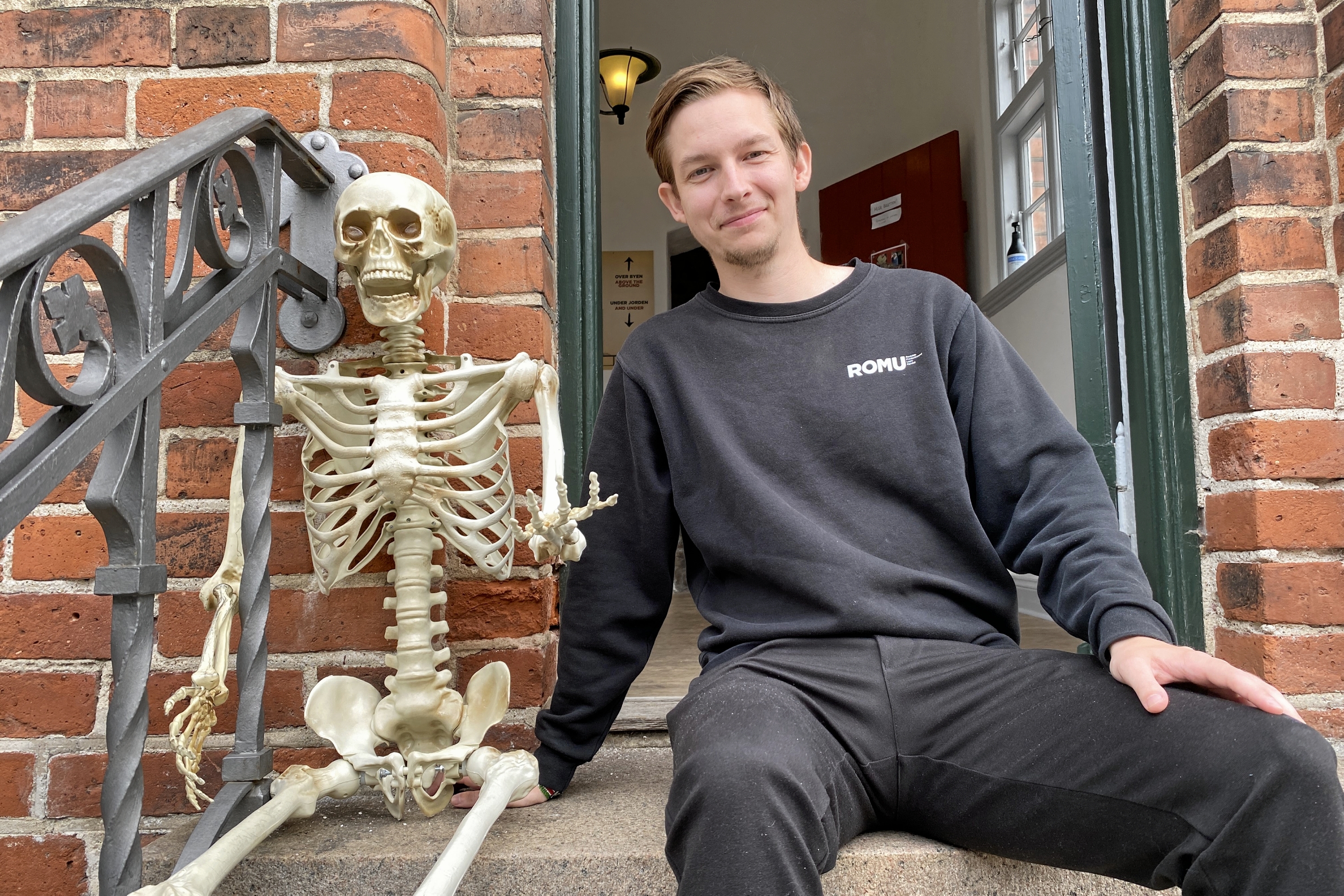 Historiker Mathias Kølbæk Christensen viser rundt på de to byvandringer på Fortidsmindedagen. - Lars Ahn Pedersen Historiker Mathias Kølbæk Christensen viser rundt på de to byvandringer på Fortidsmindedagen.