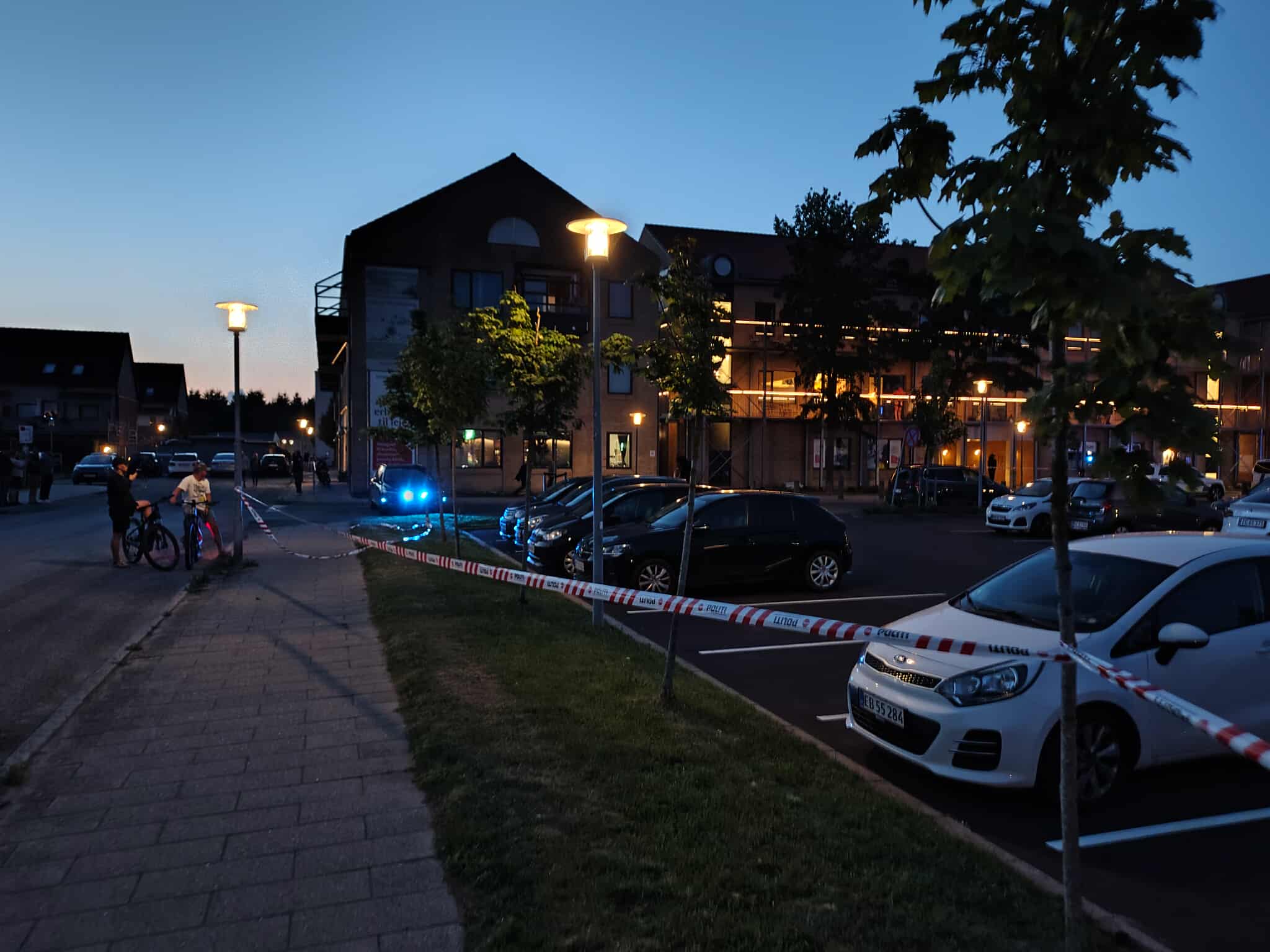 Tirsdag aften og nat var politiet massivt til stede i Hvissinge.