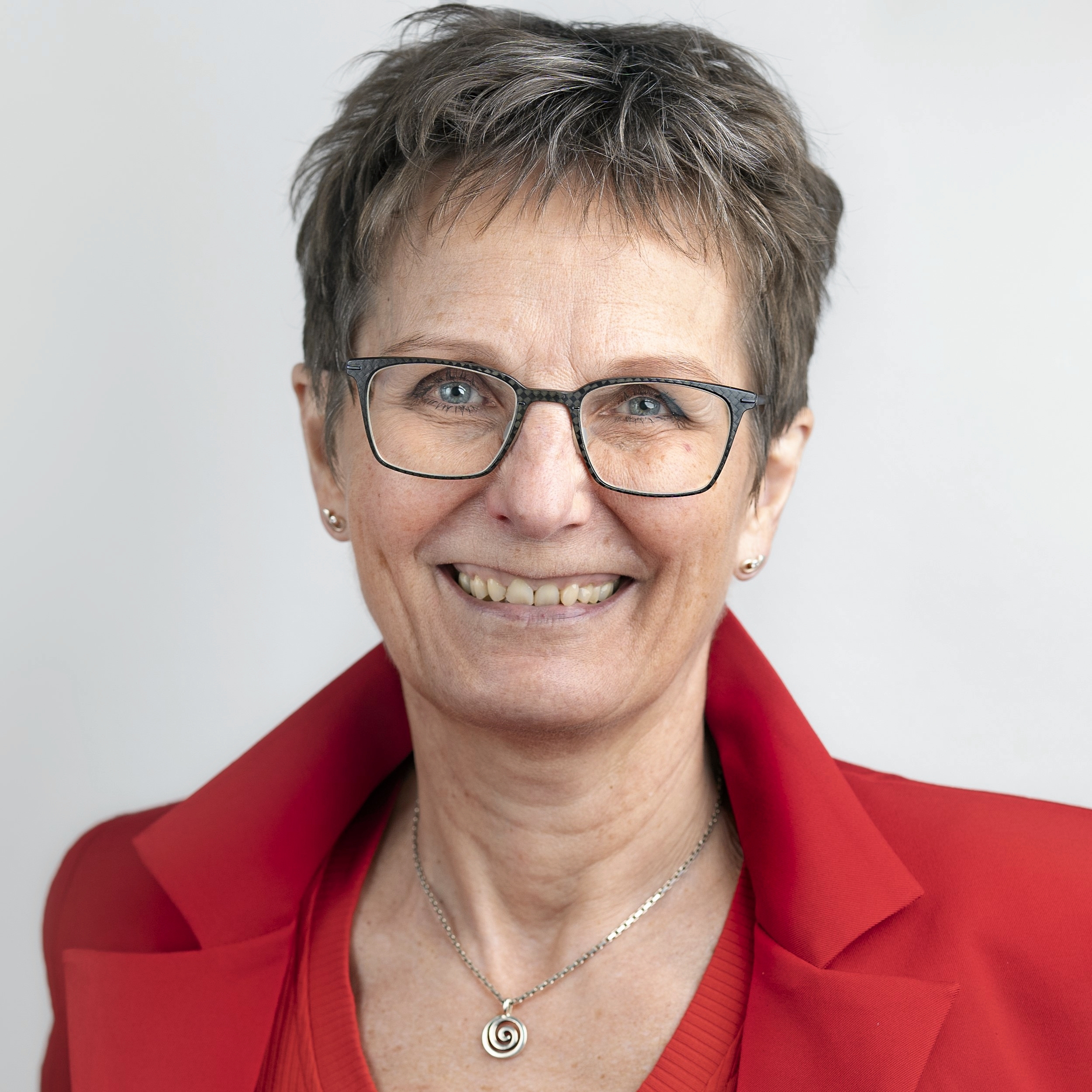 Birgitte Glifberg (A) er medlem af Kommunalbestyrelsen, Økonomiudvalget, Beskæftigelsesudvalget og Børn & Ungeudvalget. - Suezanna Zenani Birgitte Glifberg (A) er medlem af Kommunalbestyrelsen, Økonomiudvalget, Beskæftigelsesudvalget og Børn & Ungeudvalget.