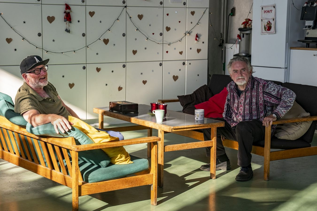 Erik Clausen og Peter Aalbæk medvirker begge i "Welcome to the Moon," der har premiere mindre end et år efter Erik Clausens død. (PR-foto).