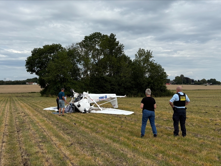 Både brandvæsen, politi og en lægehelikopter var på stedet. - Kasper Krupsdahl Både brandvæsen, politi og en lægehelikopter var på stedet.