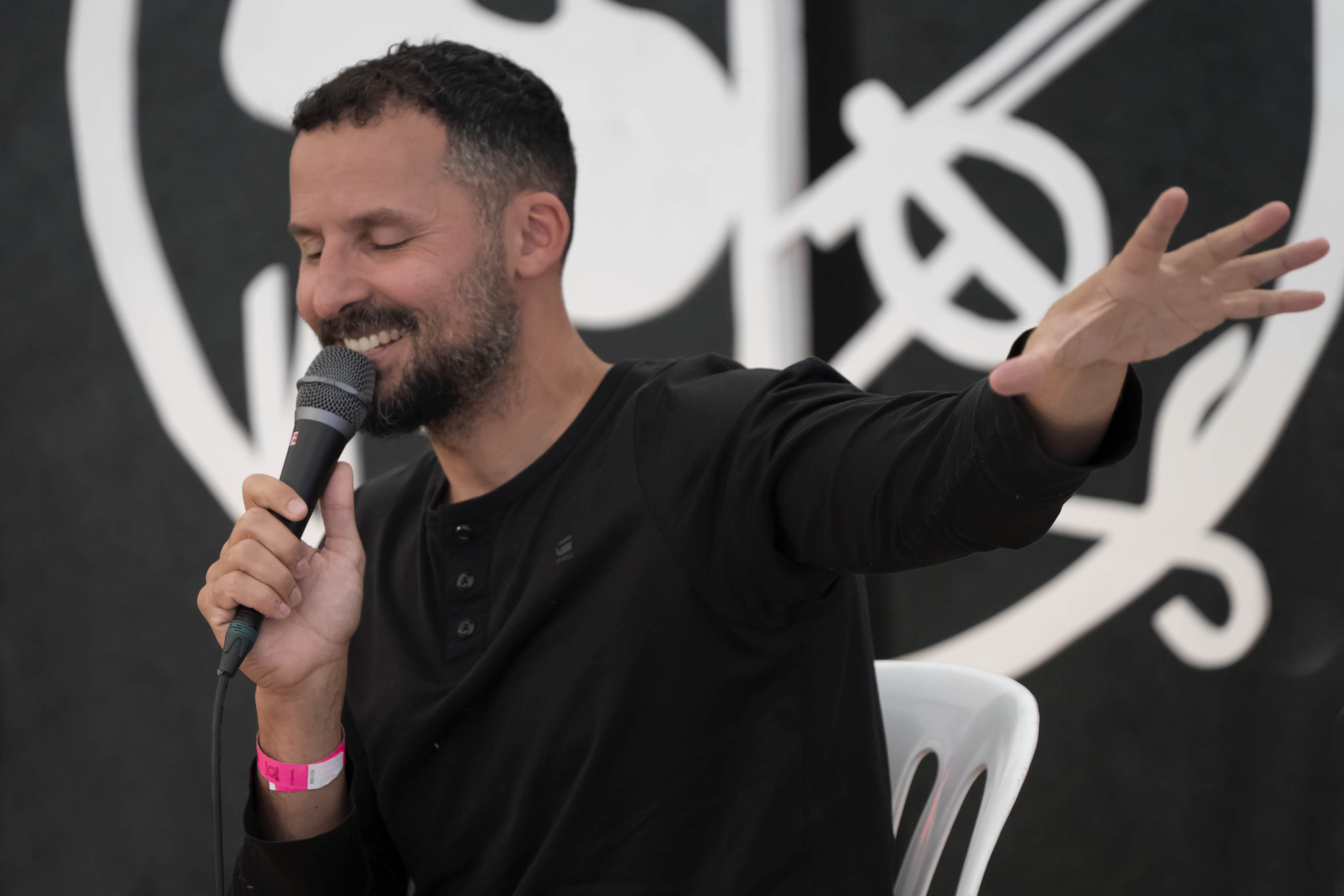 Isam B's optræden på Musik over Præstø Fjord skabte voldsom politisk debat.