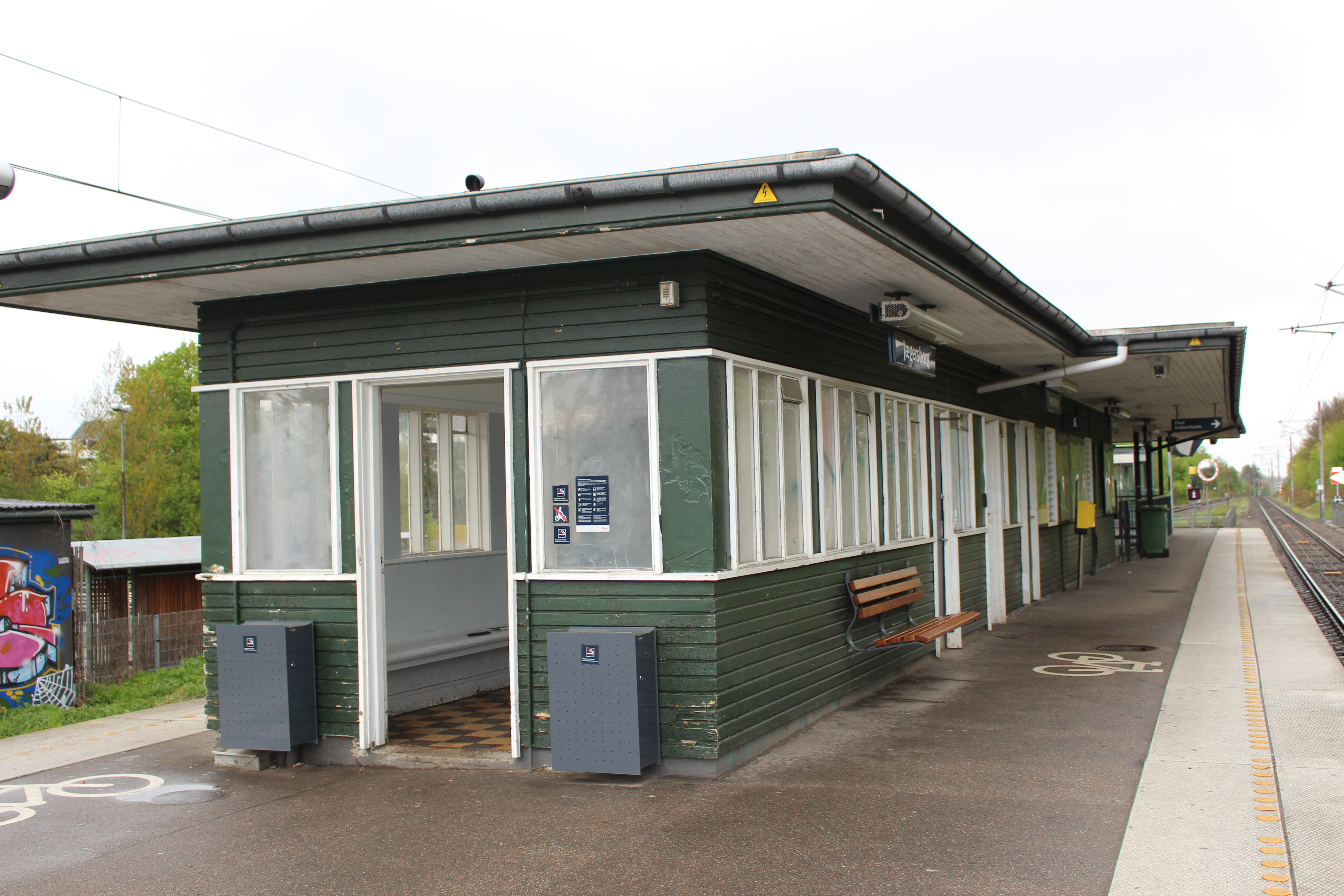 Det var her på Jægersborg Station, at hændelsen fandt sted.
