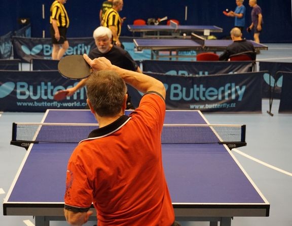 Espergærde Bordtennisklub holder åbent hus for seniorer på Mørdrupskolen på Rugmarken 1A .