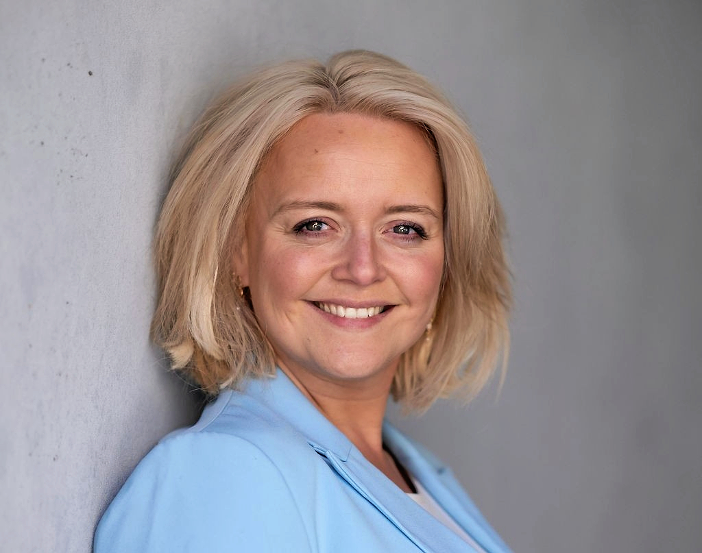 Når butikker lukker, mister vi mødesteder, sjæl og den samhørighed, der gør en kommune levende, mener politiker Chelle Lilly (LA).
