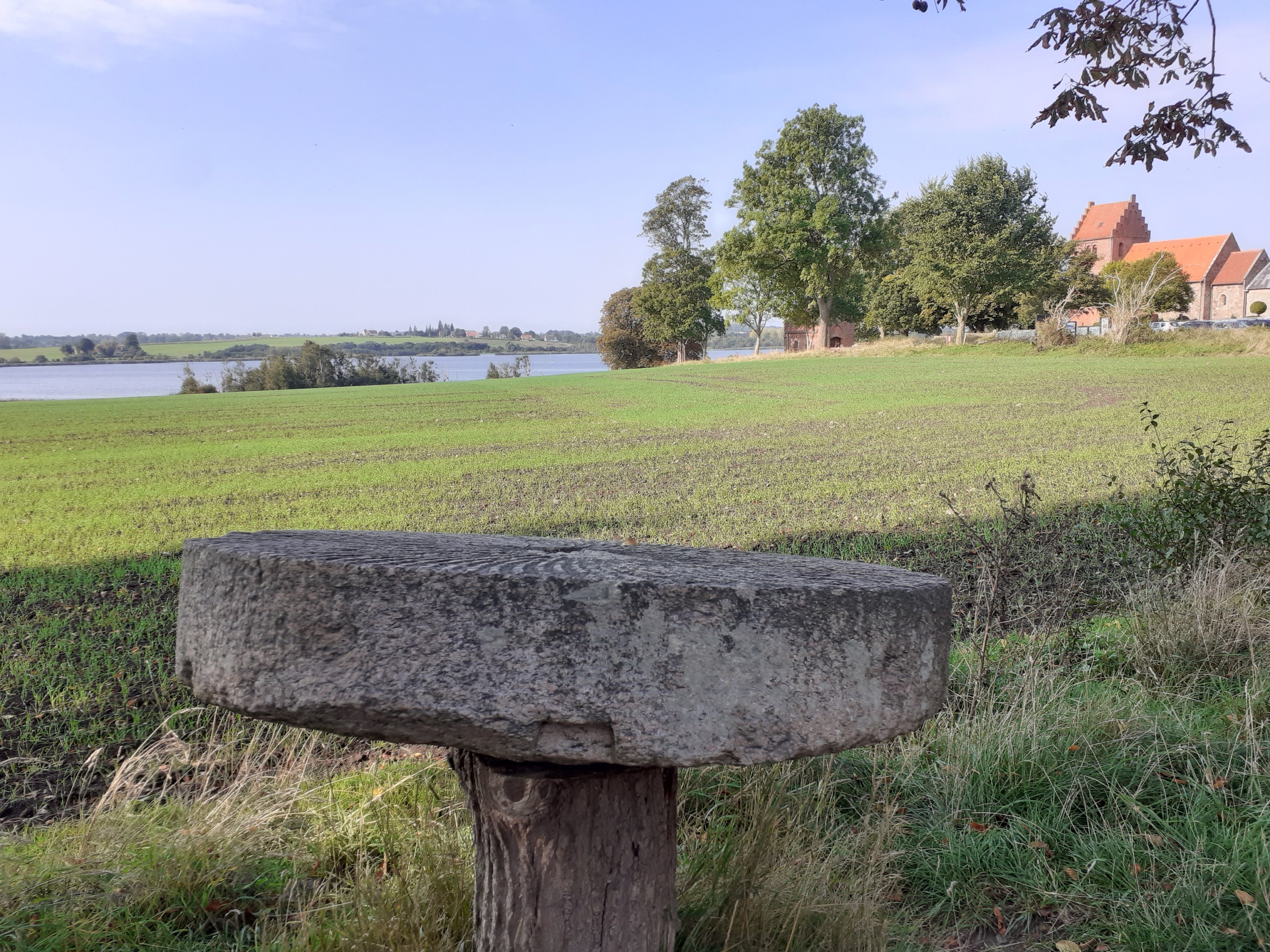 Selsø Kirke, Vestby og landskabet er noget af det, der bliver berørt i foredraget.
