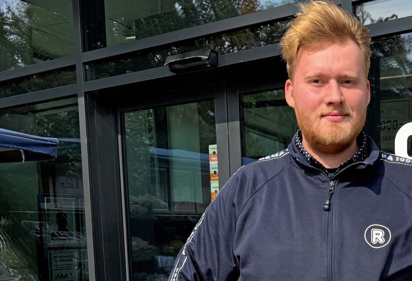 24-årige Sebastian Johansen er ny købmand i Rema 1000 på Kaffevej fra 17. september. - Presse 24-årige Sebastian Johansen er ny købmand i Rema 1000 på Kaffevej fra 17. september.