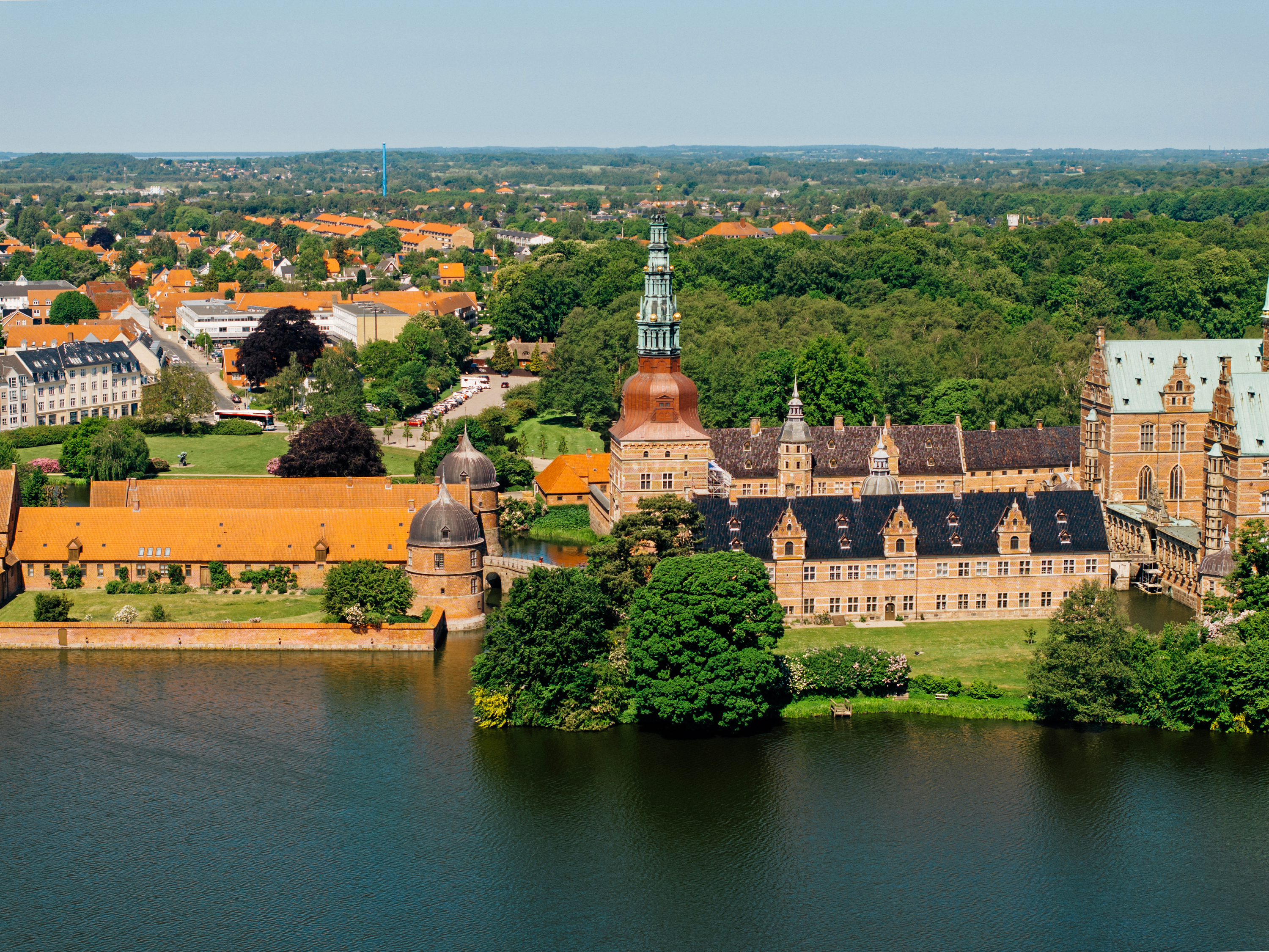 Nu er Frederiksborg Slot klar med en ny omgang Fantastiske Frederiksborg.