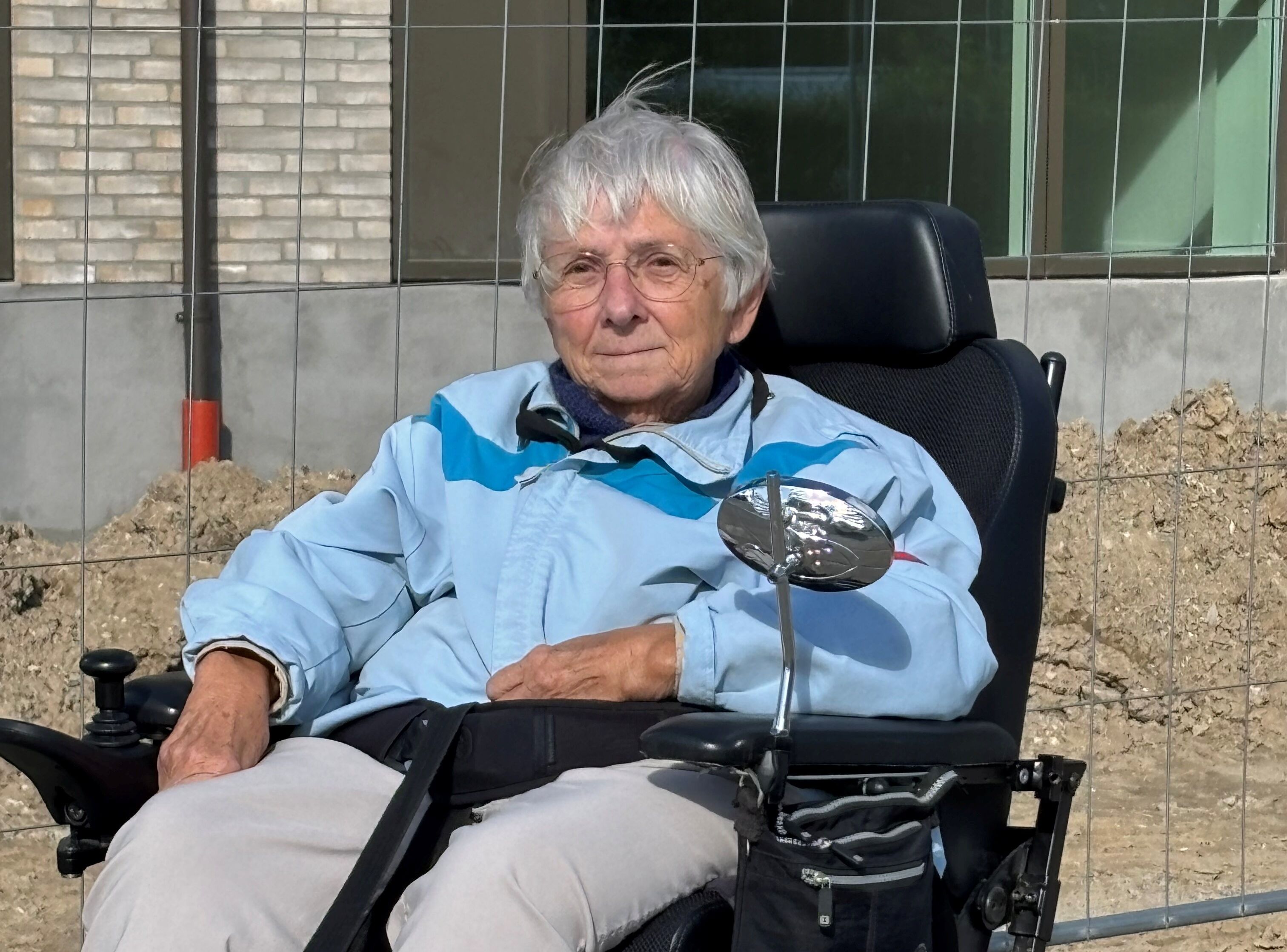 Karin Beyer mener ikke, at argumenterne for, at kommunen skal give en dispensation holder, og at sagsfremstillingen er usaglig.