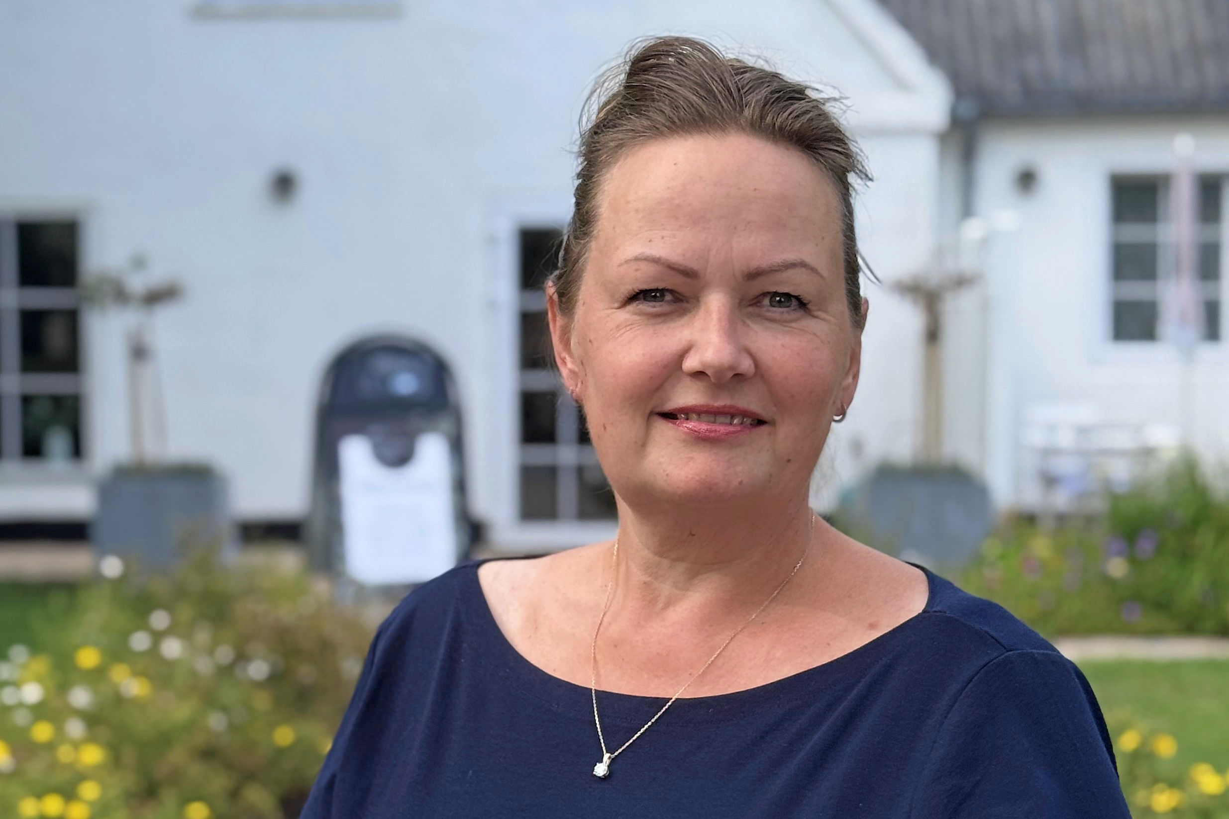 Julie Memborg har sammen med Jesper Nielsen drevet hotel og restaurant på Møn. Nu giver de stafetten videre.