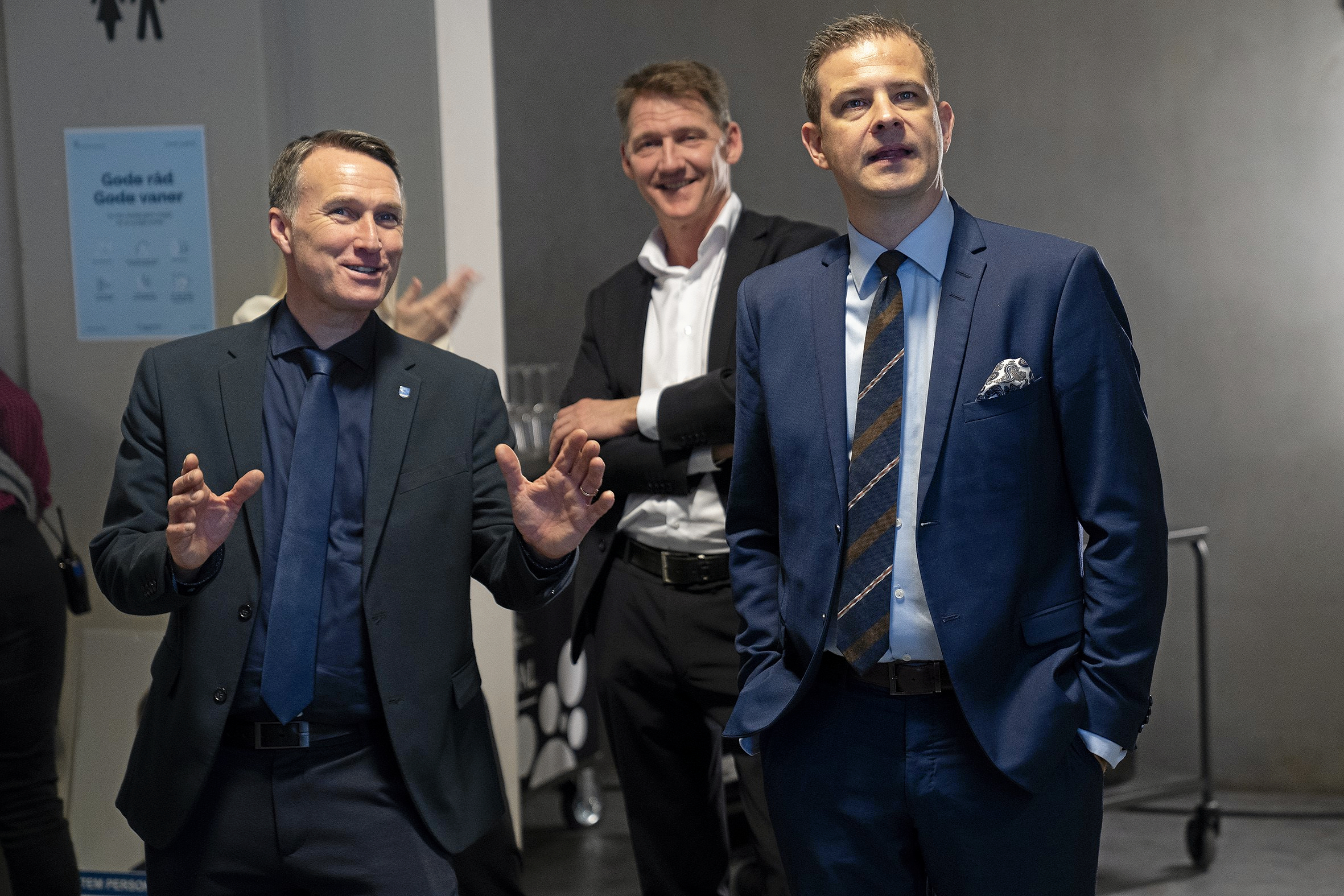 Den ultimative vinder i 2021 var borgmester Carsten Rasmussen (S) (t.v.), mens den personlige vinder var den konservative Rune Kristensen (t.h.), der dog ikke - som han selv håbede - blev borgmester. Bagerst står Venstres daværende leder Kristian Skov-Andersen, der måtte sande, at det ikke gik hverken hans eller Venstres vej. Alle tre stiller også op i år.