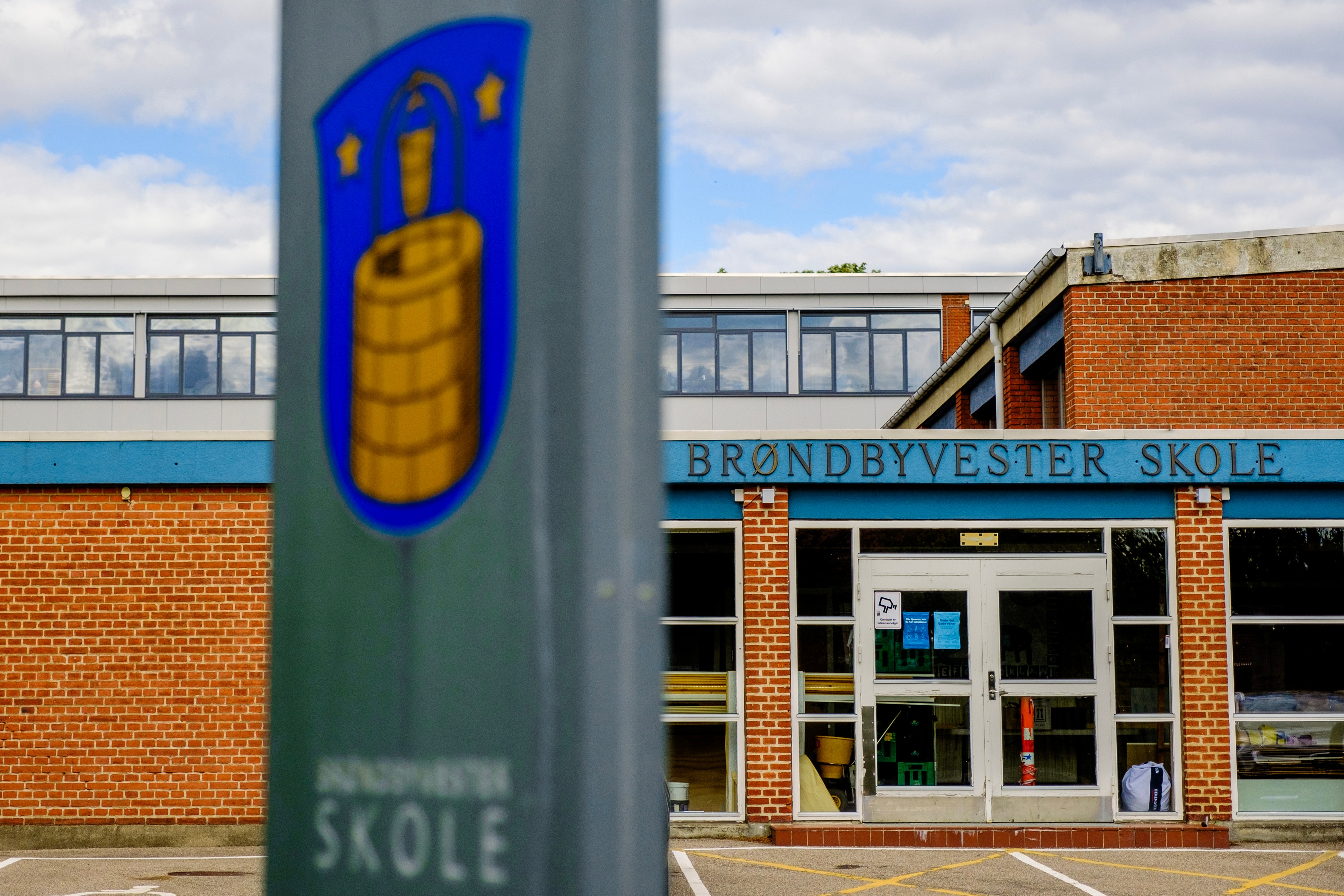 På Brøndbyvester Skole er antallet af elever vokset markant i de senere år, og rammerne skriger på en modernisering. - Robert Hendel På Brøndbyvester Skole er antallet af elever vokset markant i de senere år, og rammerne skriger på en modernisering.