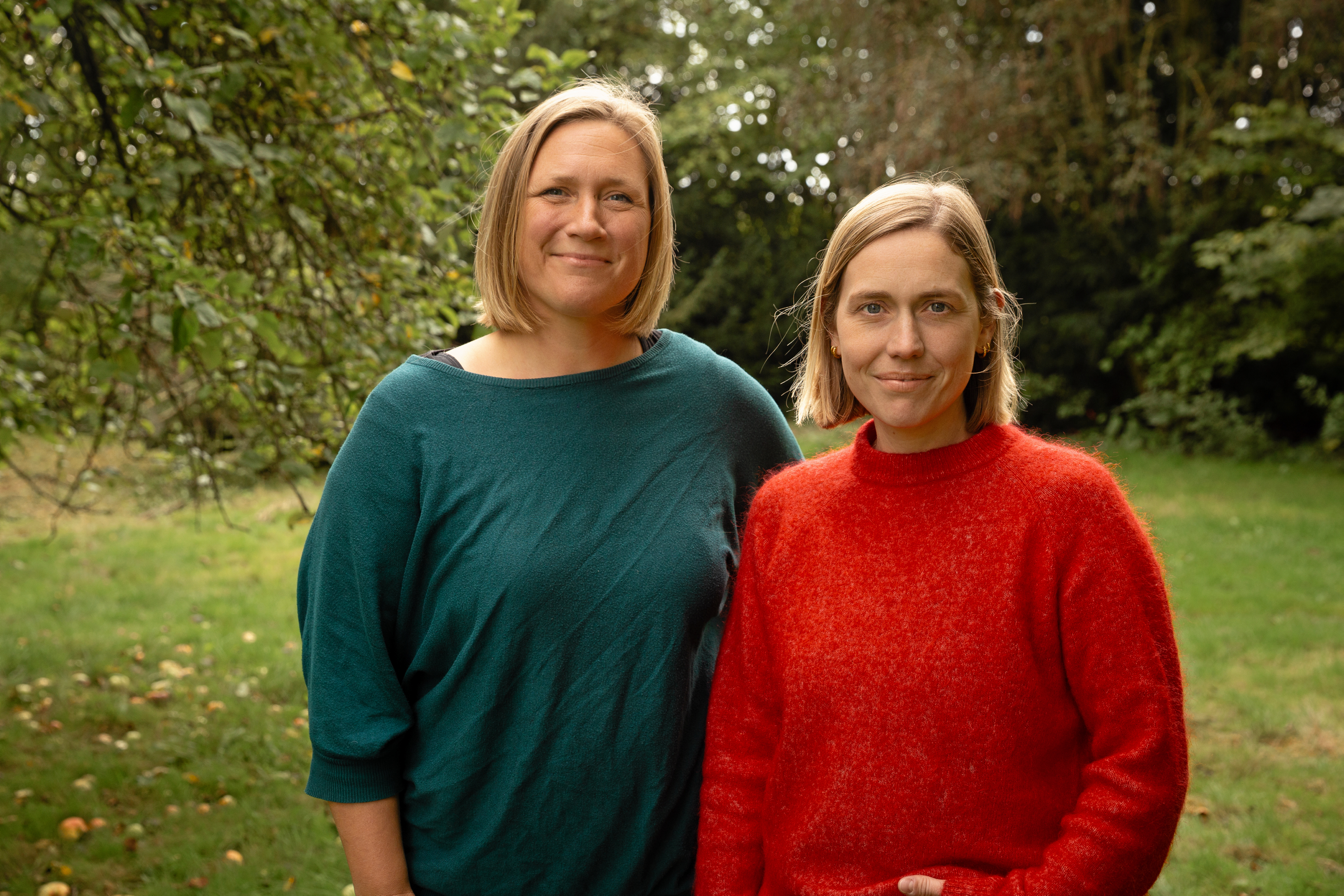 Eva Flyvholm (tv) og Rebecca Broholm-Little er spidskandidater til kommunalvalget for Enhedslisten i Sorø.