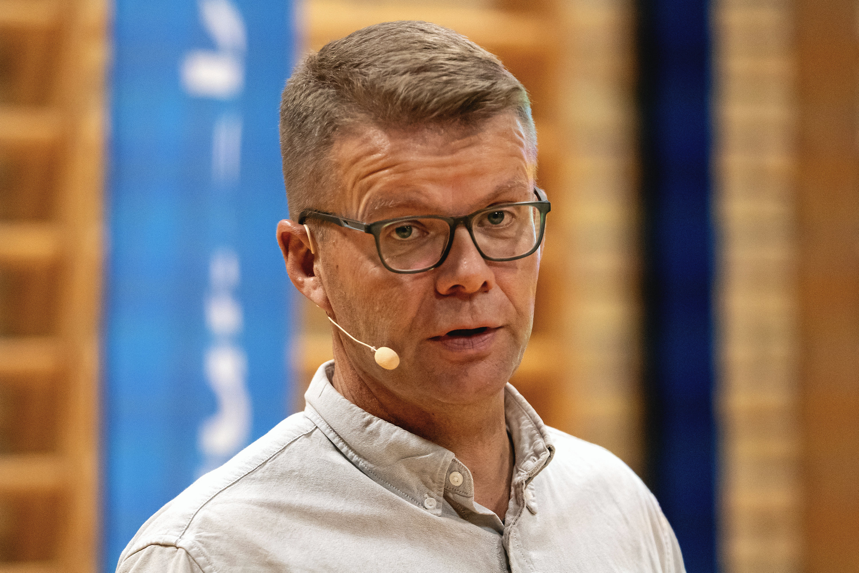 Vejdirektoratets projektchef Ulrik Larsen og hans mandskab fortsætter arbejdet med motorvejen mellem Næstved og Rønnede.