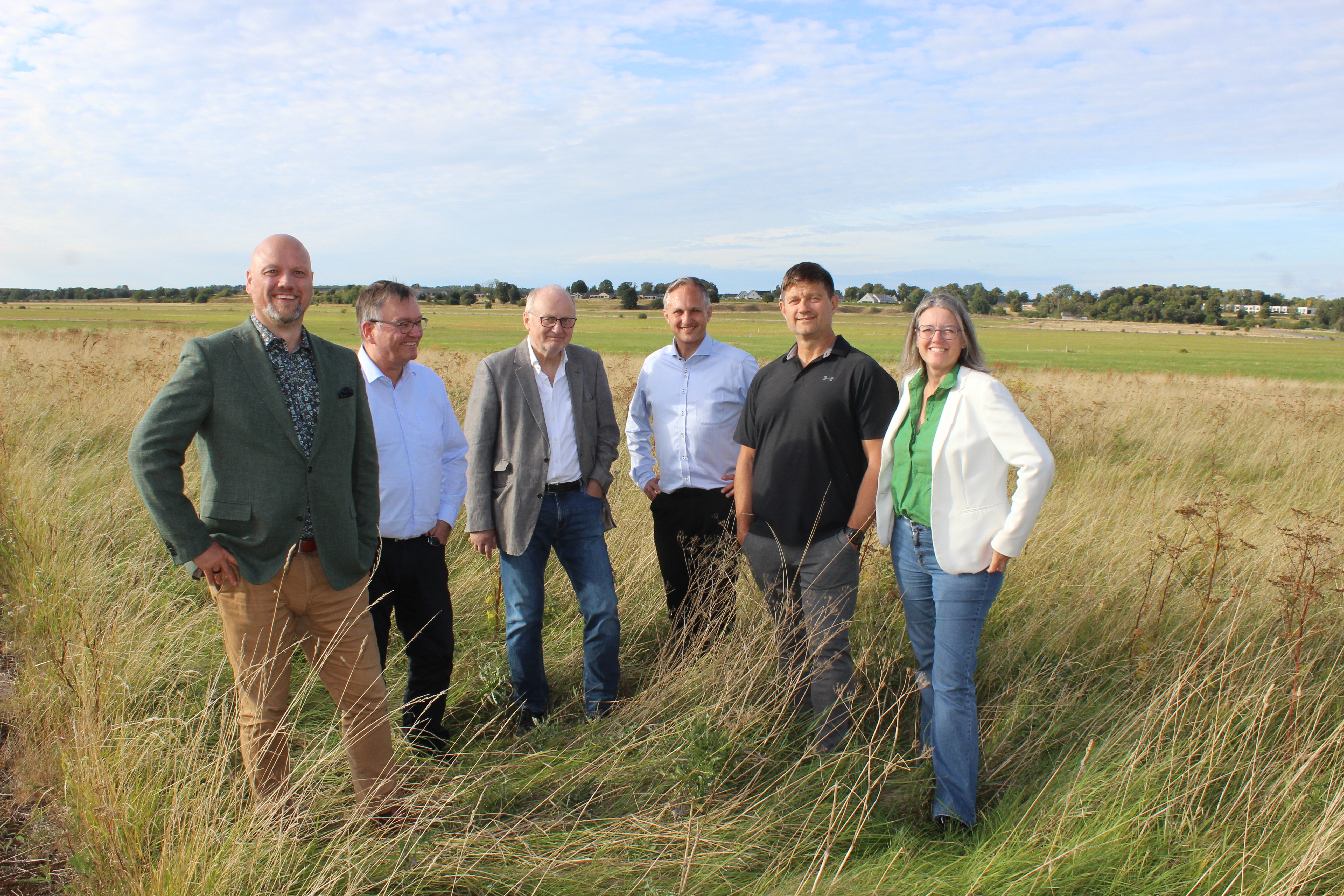 Seks af de syv RV-kandidater fra venstre: Anders Medum Groth, Ole Kristensen, Anders Ingemann Larsen, Henrik Lyngberg, Nils Toft og Tine Hessner. Jens Rikardt Andersen er ikke med.