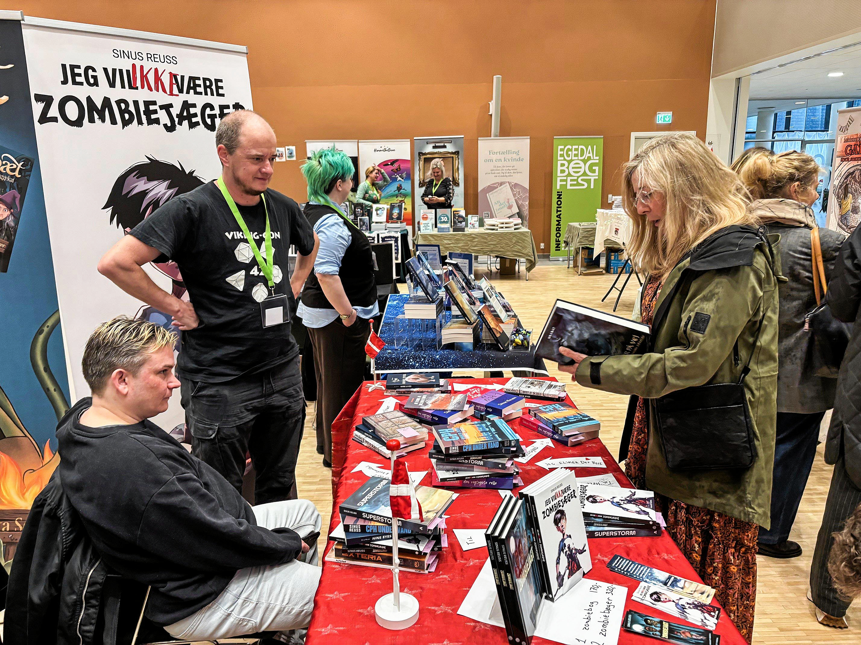 Egedal Bibliotekerne deltager også på Egedal Bogfest, der afvikles i dag på Egedal Rådhus.