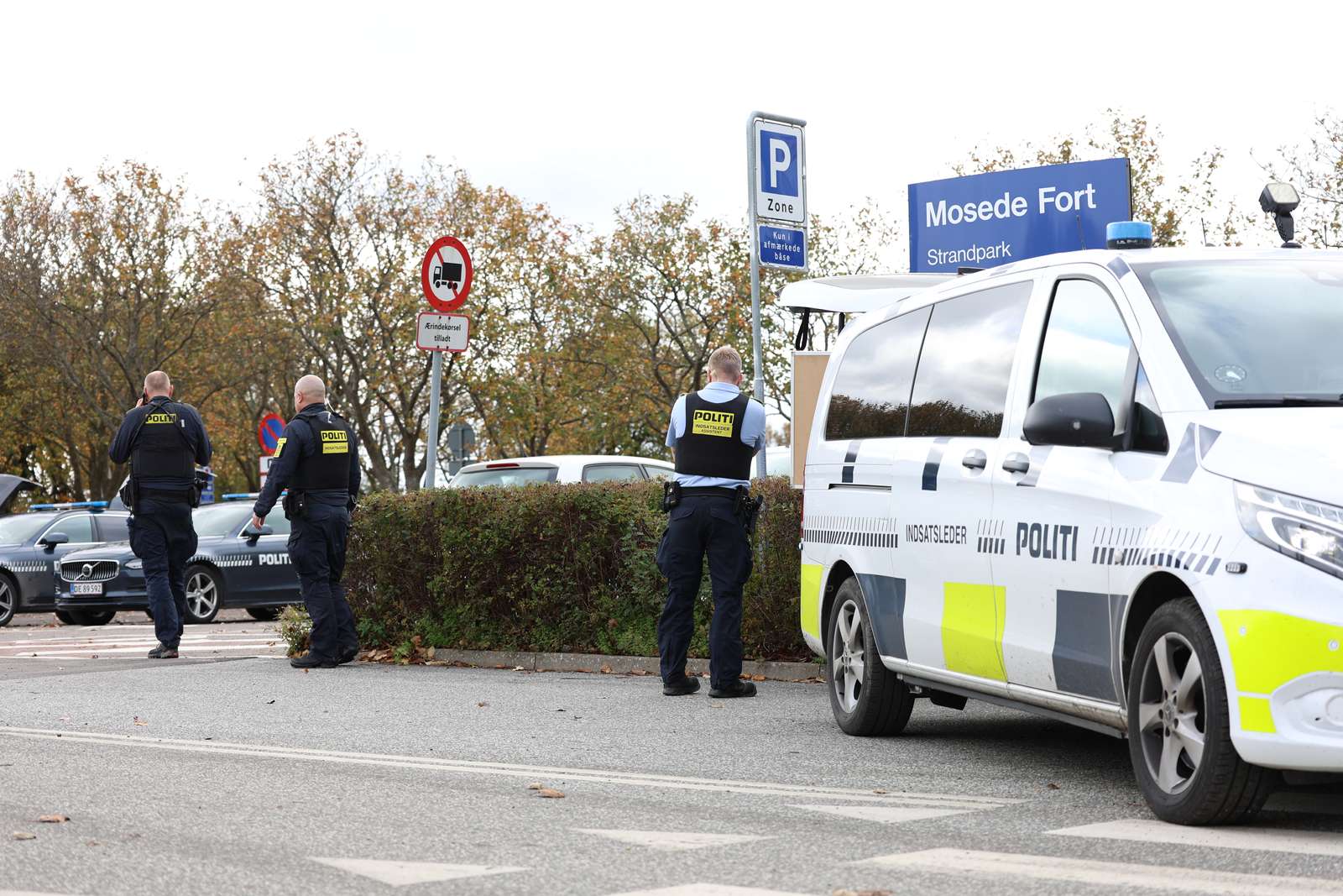 Den 87-årige mand blev udsat for røveri på parkeringspladsen ved Mosede Fort.