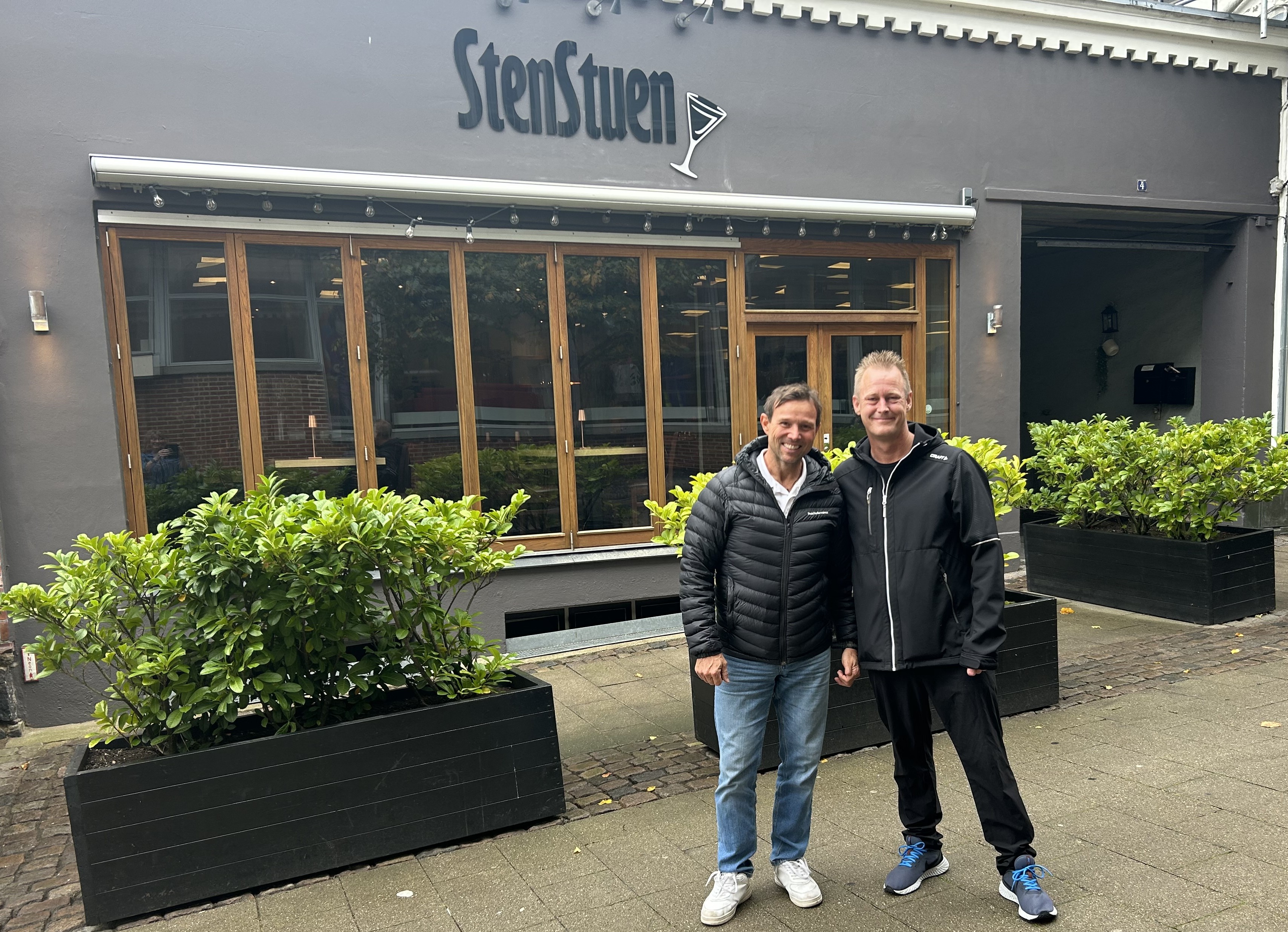 Claus Bøgild og Visti Jarl Gudmand Pedersen glæder sig til at åbne Stenstuen på Stenstuegade 4 i Slagelse.
