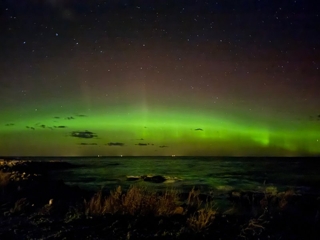 Nordlys lyser nattehimmelen op. - Presse-fotos Nordlys lyser nattehimmelen op.