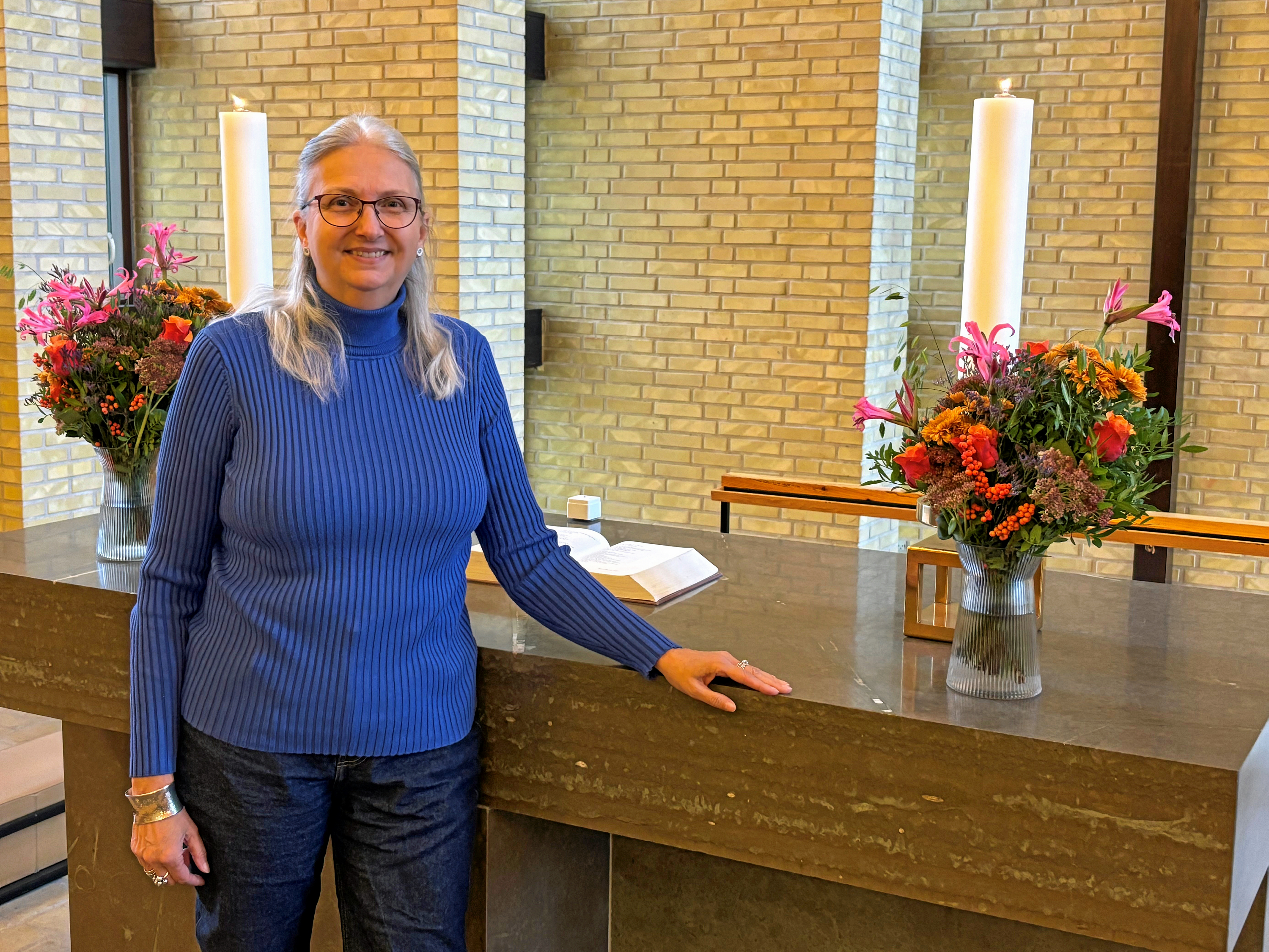 Den 31. oktober har Tina Stege Lindstrøm officielt sidste dag som sognepræst i Nyvangskirken. Hun har nydt sin tid som præst og roser både kirken samt personalet på stedet.