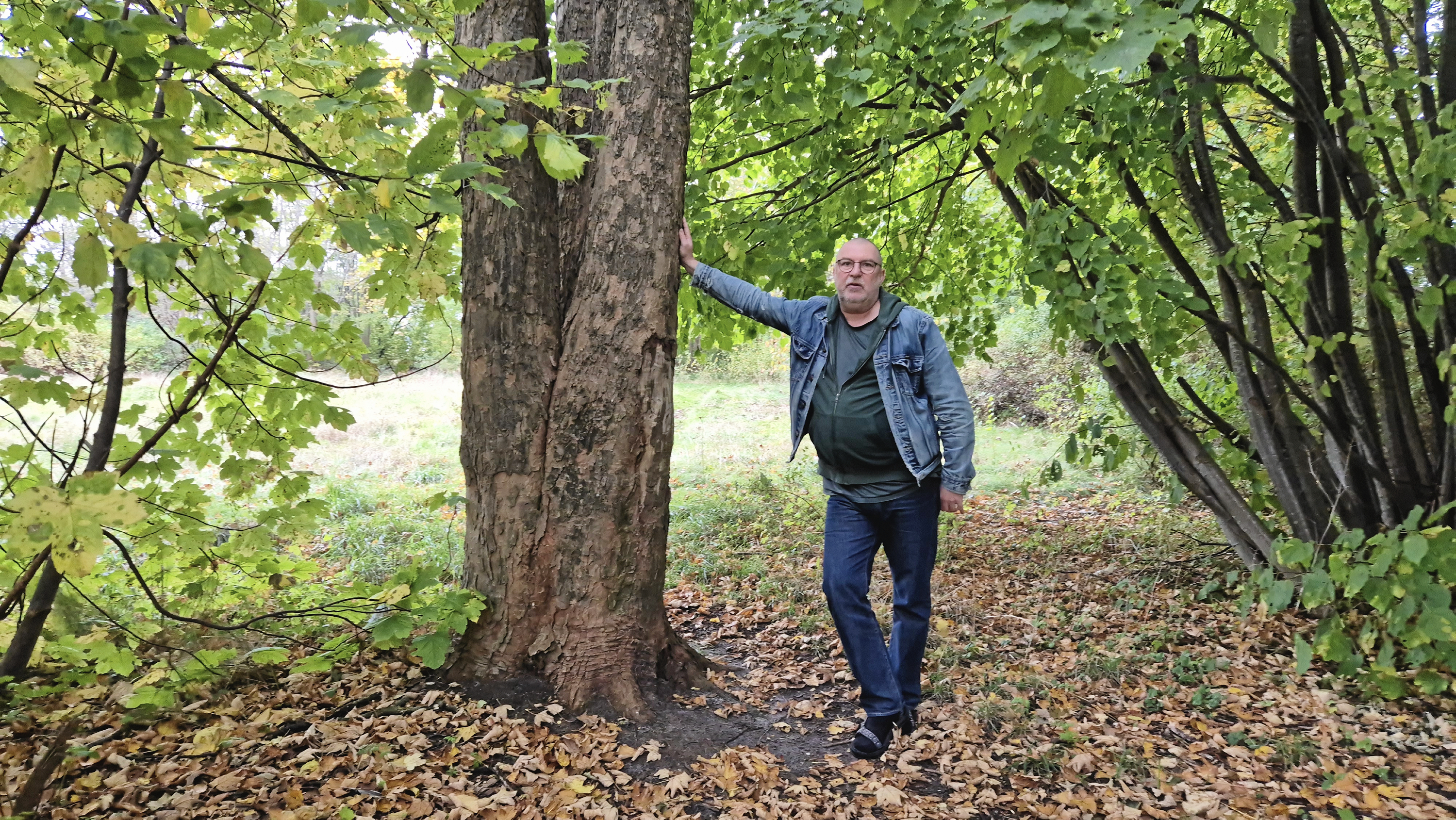 Carsten Røjgaard er nabo til trekantsgrunden ved Køge Idrætspark, der snart ser ud til at blive omdannet til boligområde.